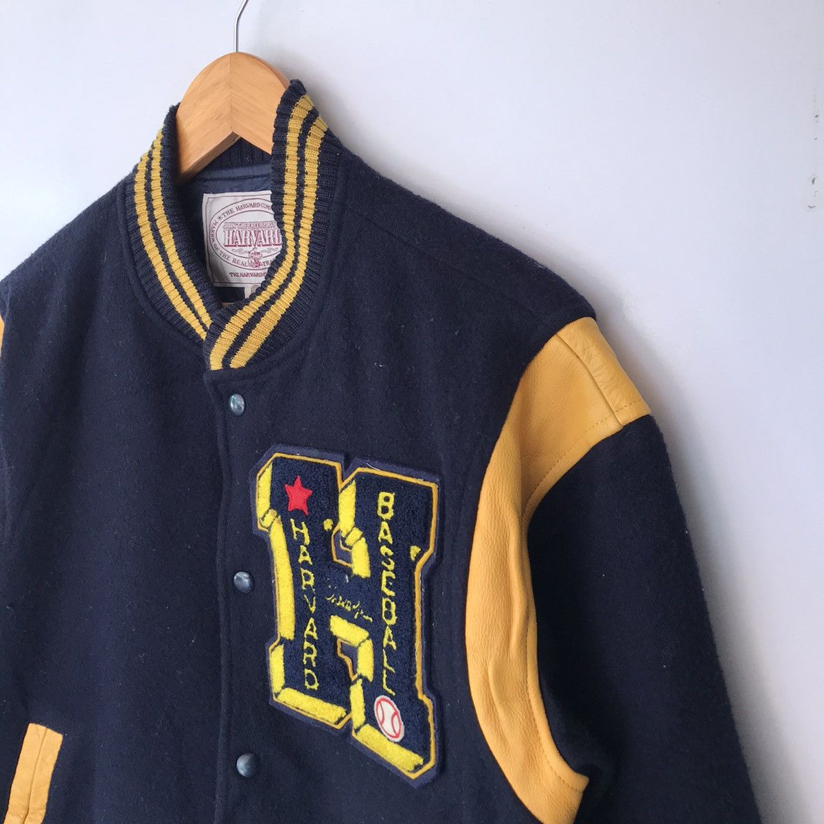 Vintage HARVARD BASEBALL VARSITY WOOL JACKET YELLOW LEATHER Size US L / EU 52-54 / 3 - 4 Thumbnail