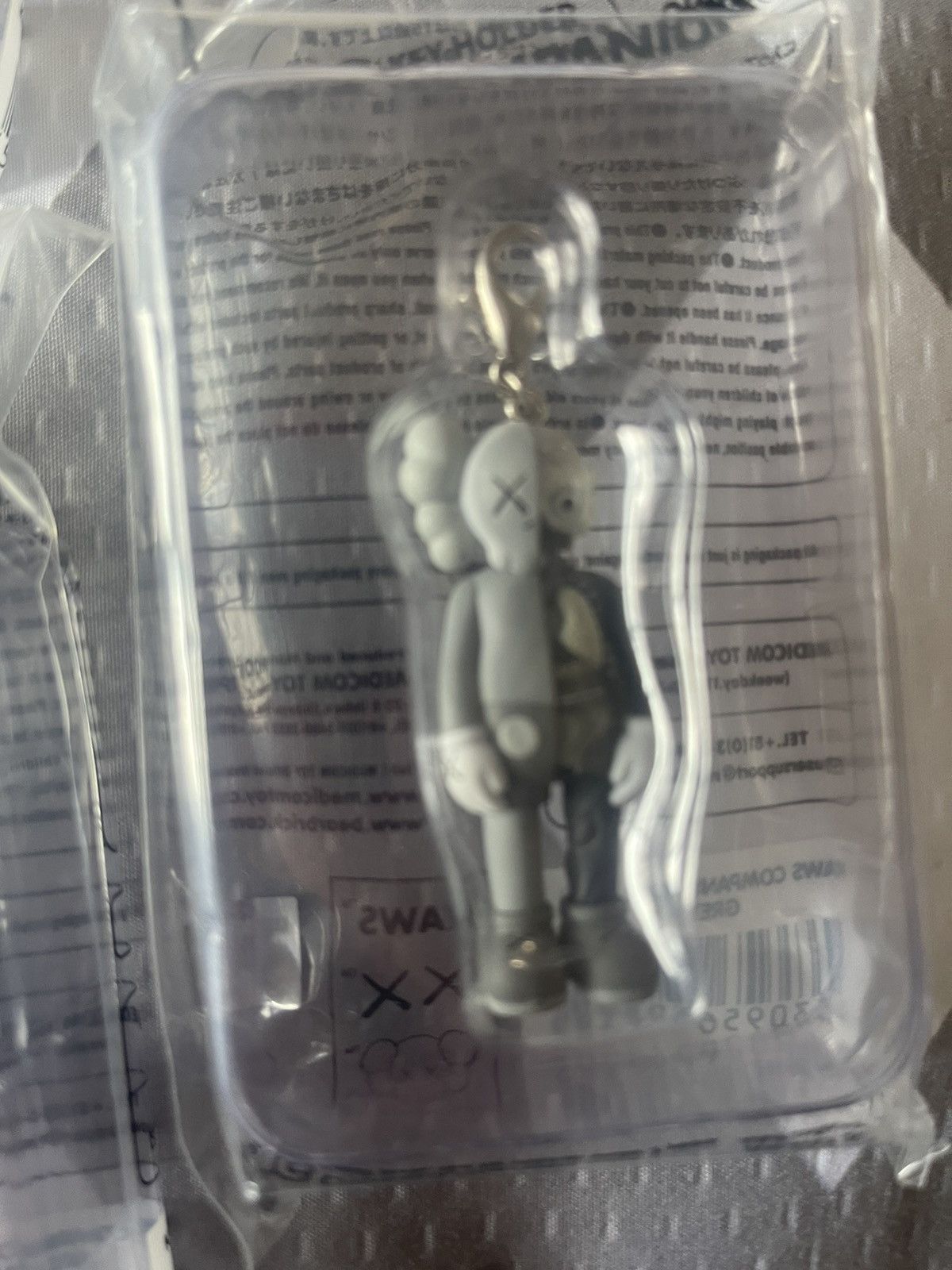 Kaws × Medicom Toy Kaws key holder’s Size ONE SIZE - 4 Thumbnail