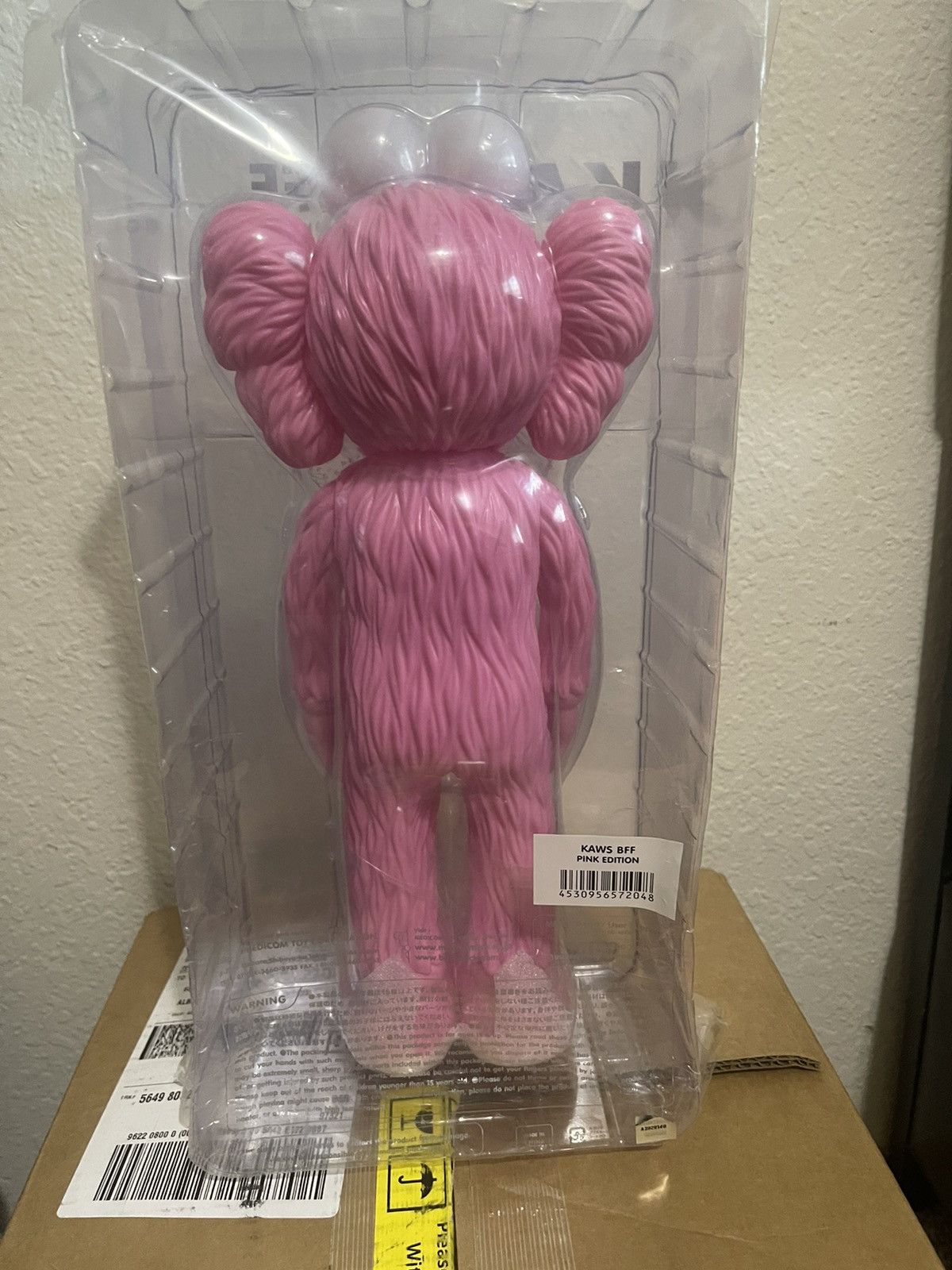 Kaws Kaws bff pink Size ONE SIZE - 2 Thumbnail