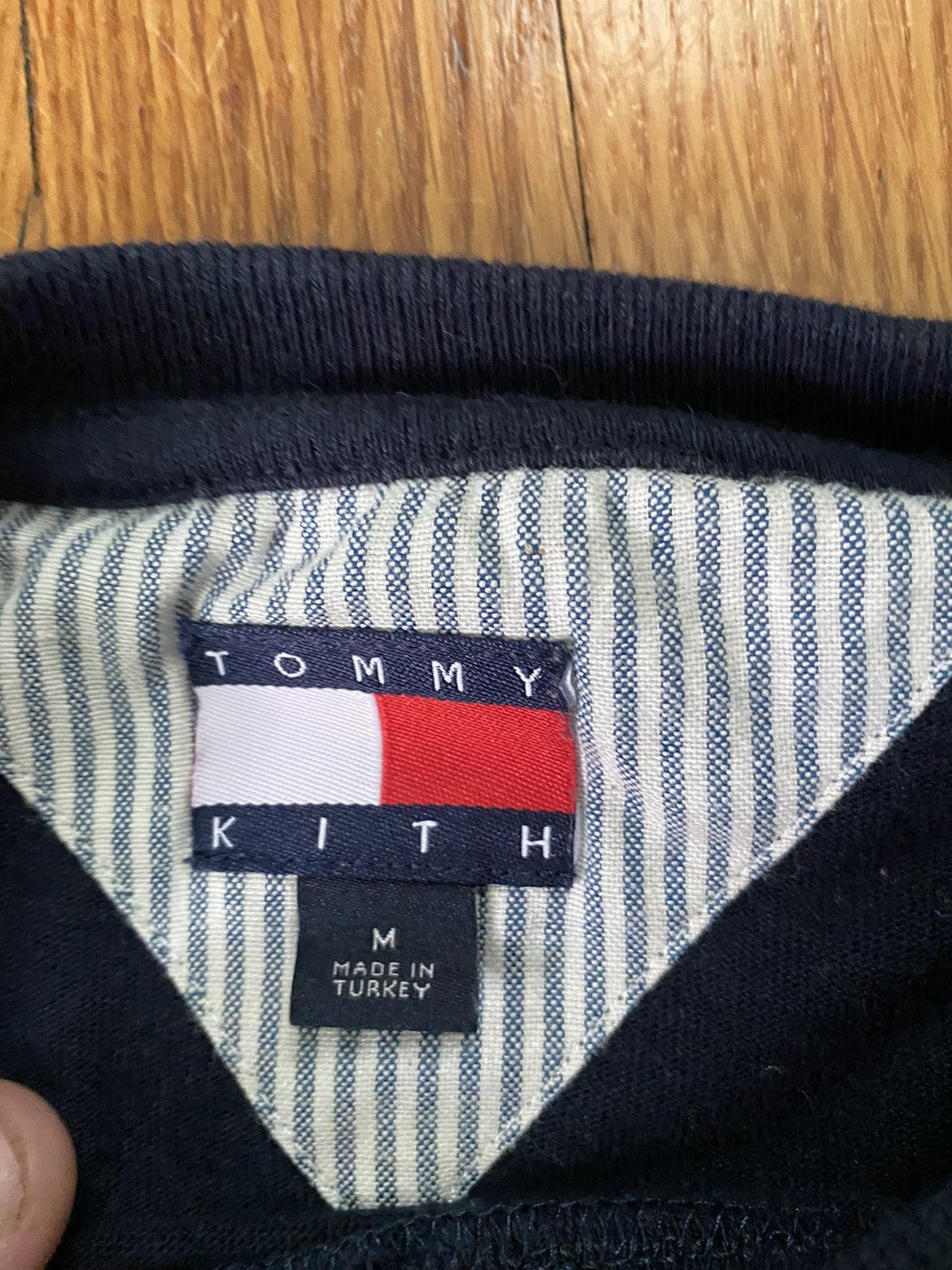 Kith × Tommy Hilfiger 2018 Kith x Tommy Hilfiger Flag Tee Size US M / EU 48-50 / 2 - 4 Thumbnail