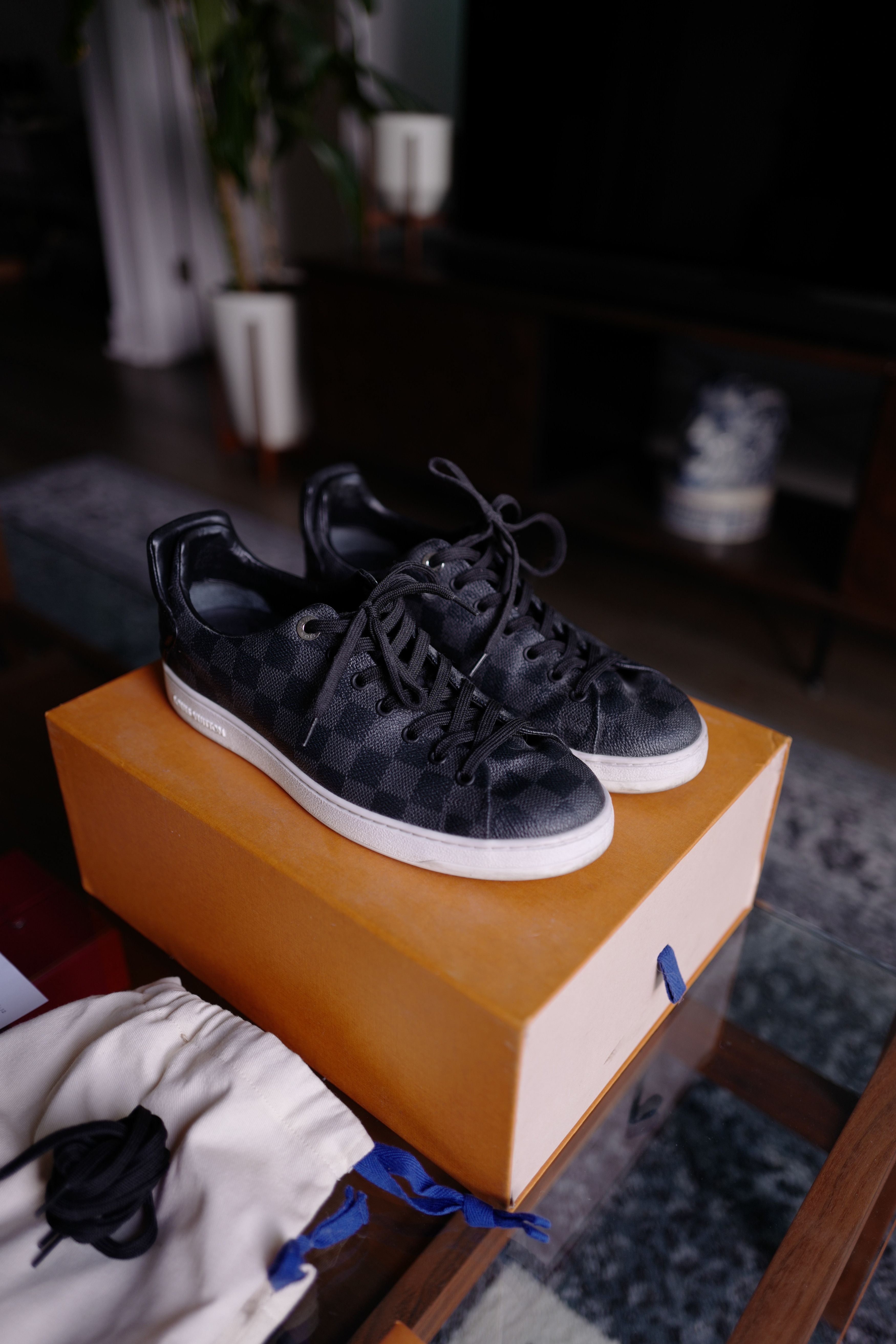 Louis Vuitton Damier "Frontrow" Leather Low Tops Size US 8.5 / EU 41-42 - 1 Thumbnail