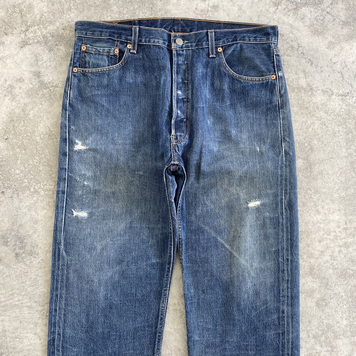 Levi's Size 36x32.5 Vintage 90’s Levis 501 Faded Distressed Jeans Size US 36 / EU 52 - 2 Thumbnail