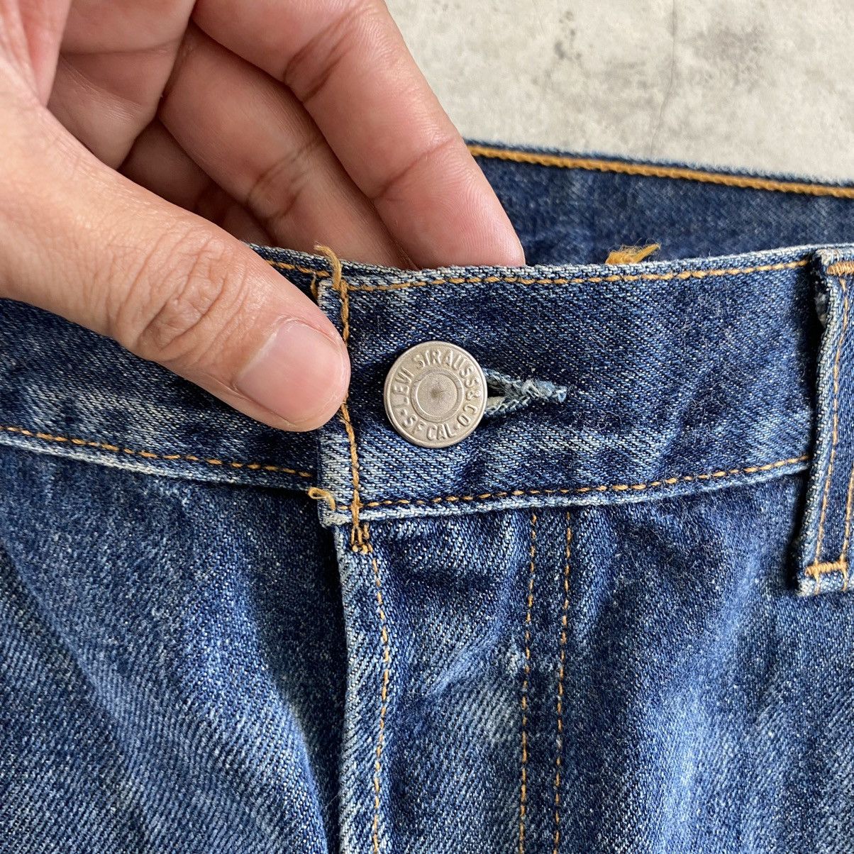 Levi's Size 36x32.5 Vintage 90’s Levis 501 Faded Distressed Jeans Size US 36 / EU 52 - 10 Thumbnail
