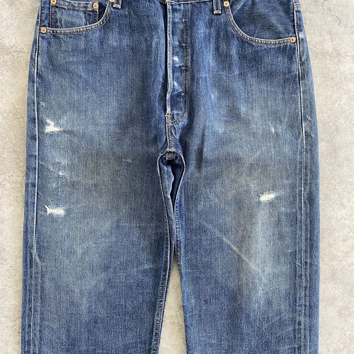 Levi's Size 36x32.5 Vintage 90’s Levis 501 Faded Distressed Jeans Size US 36 / EU 52 - 6 Thumbnail