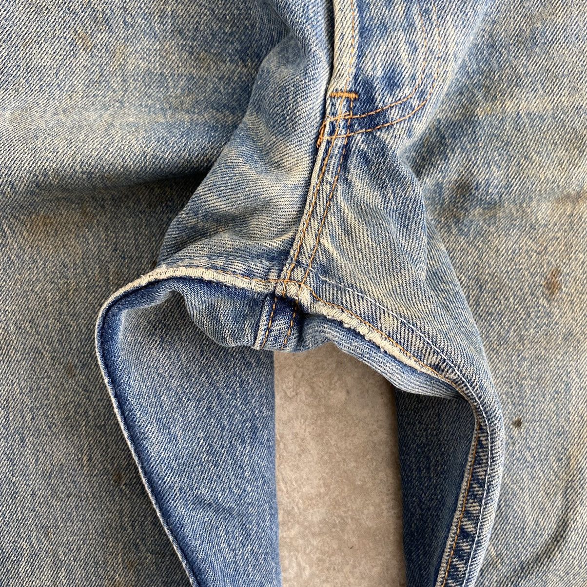 Levi's × Vintage Size 34x30 Vintage 90’s Levis 501 Faded Dirty Jeans Size US 34 / EU 50 - 12 Thumbnail