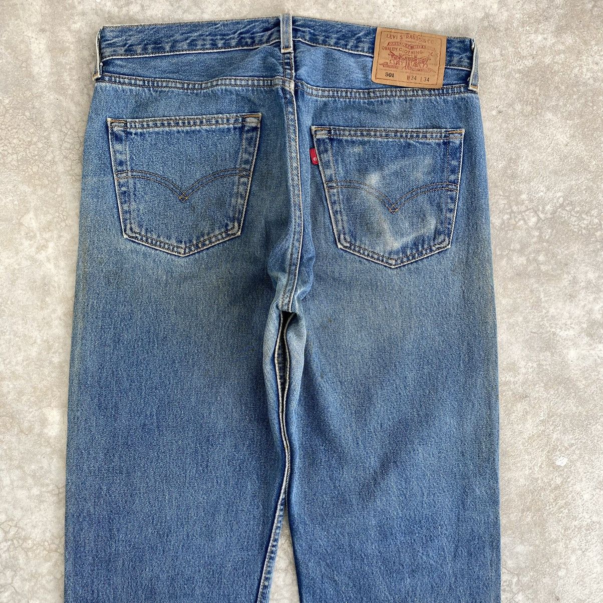 Levi's × Vintage Size 34x30 Vintage 90’s Levis 501 Faded Dirty Jeans Size US 34 / EU 50 - 14 Thumbnail