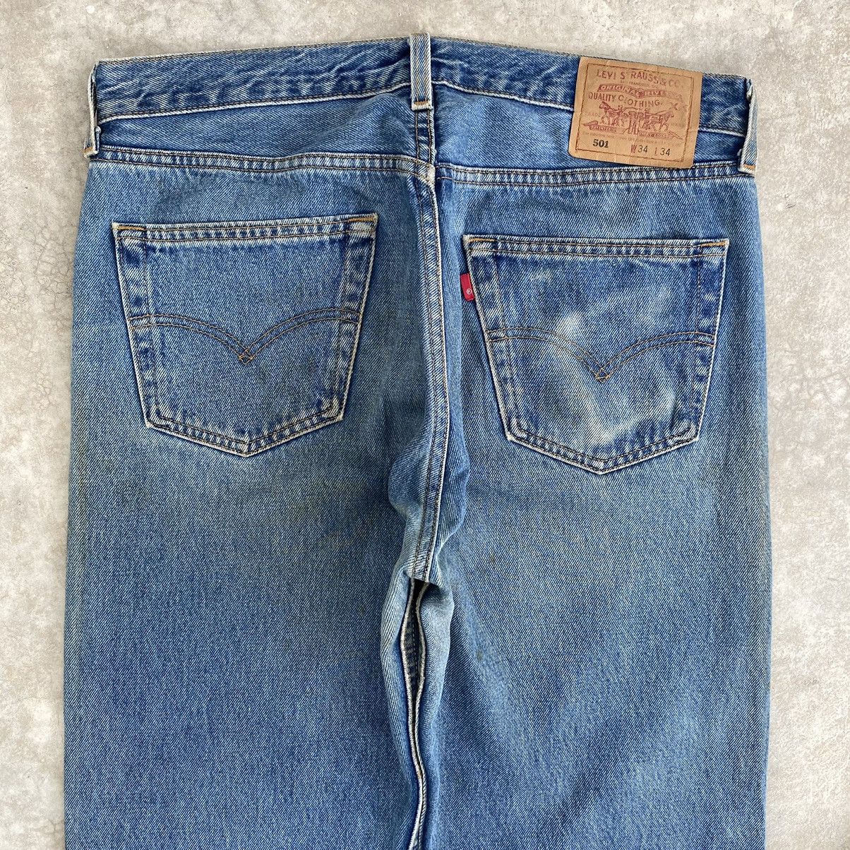 Levi's × Vintage Size 34x30 Vintage 90’s Levis 501 Faded Dirty Jeans Size US 34 / EU 50 - 18 Thumbnail