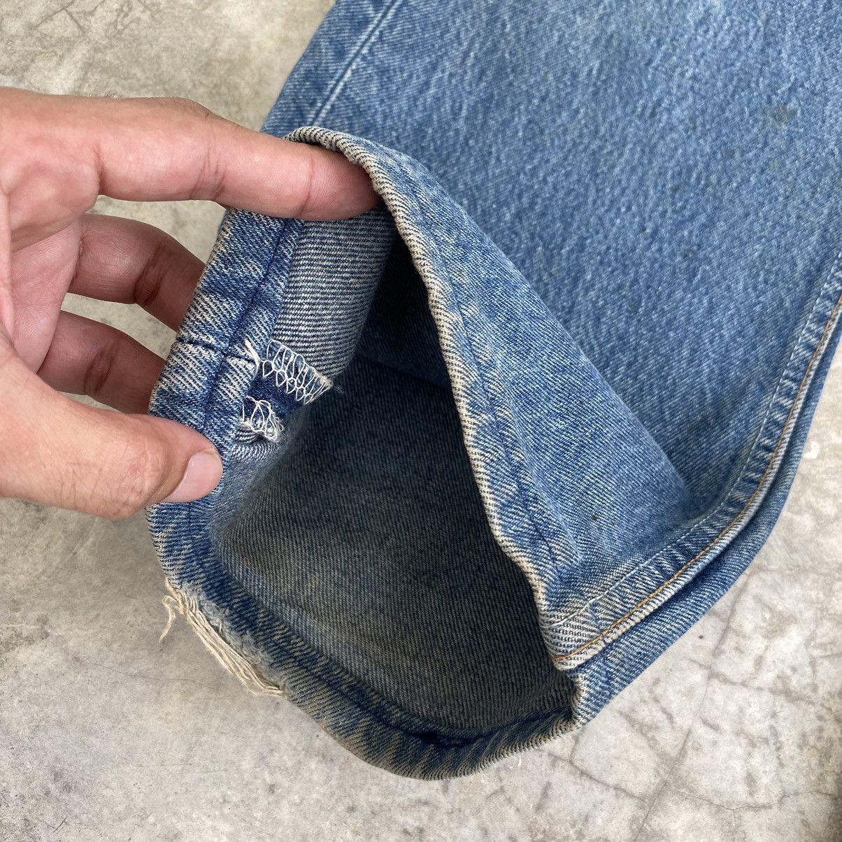 Levi's × Vintage Size 34x30 Vintage 90’s Levis 501 Faded Dirty Jeans Size US 34 / EU 50 - 6 Thumbnail