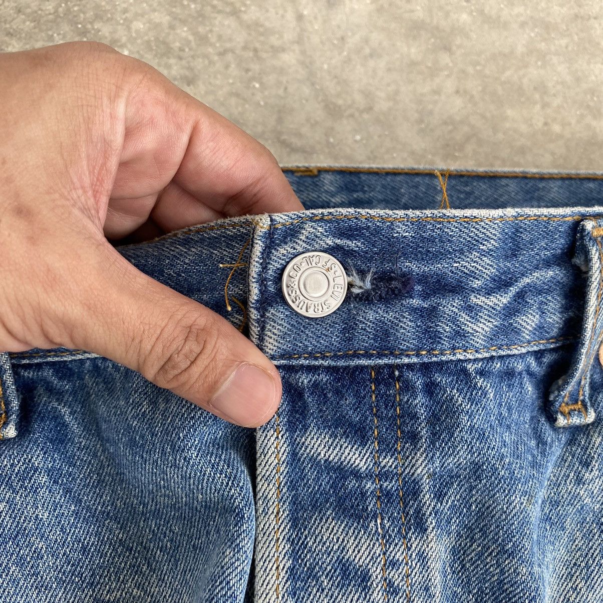 Levi's Vintage 90’s Levis 501xx Stonewashed Blue Denim Jeans Size US 37 - 12 Thumbnail
