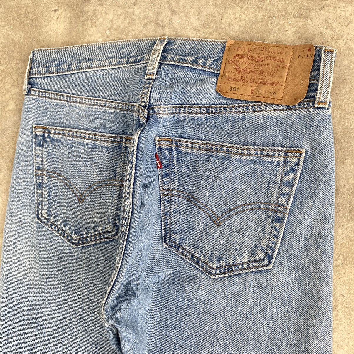 Levi's Size 31x29.5 Vintage 2001 Levis 501 Pale Blue Jeans Size US 31 - 20 Thumbnail