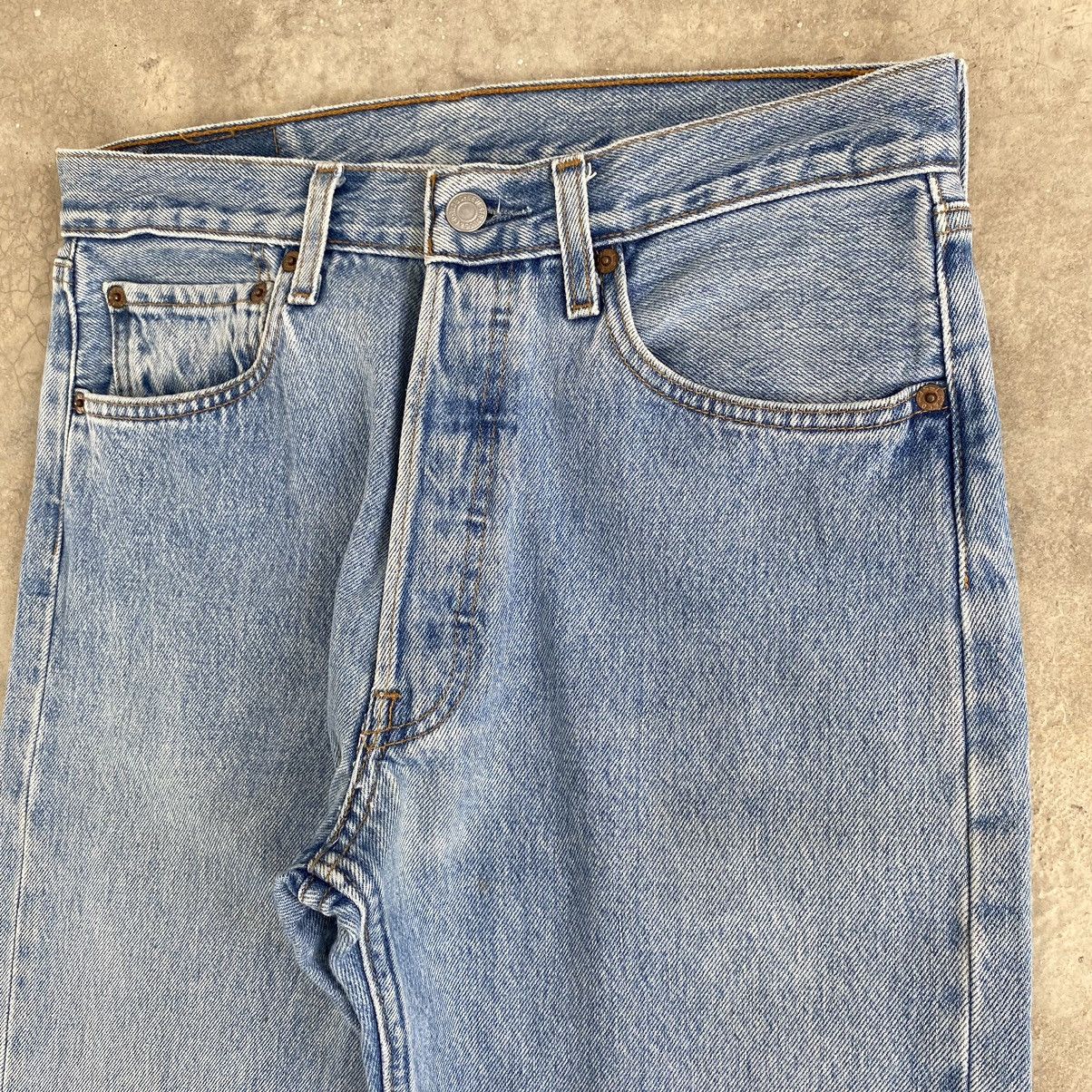 Levi's Size 31x29.5 Vintage 2001 Levis 501 Pale Blue Jeans Size US 31 - 10 Thumbnail