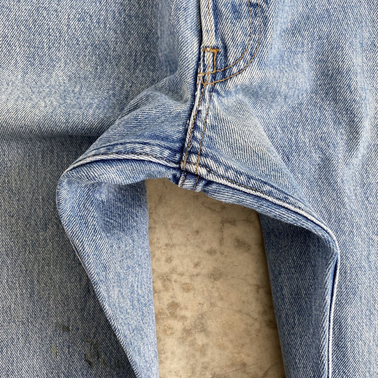 Levi's Size 31x29.5 Vintage 2001 Levis 501 Pale Blue Jeans Size US 31 - 13 Thumbnail