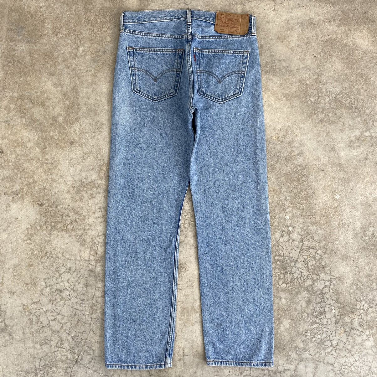 Levi's Size 31x29.5 Vintage 2001 Levis 501 Pale Blue Jeans Size US 31 - 14 Thumbnail