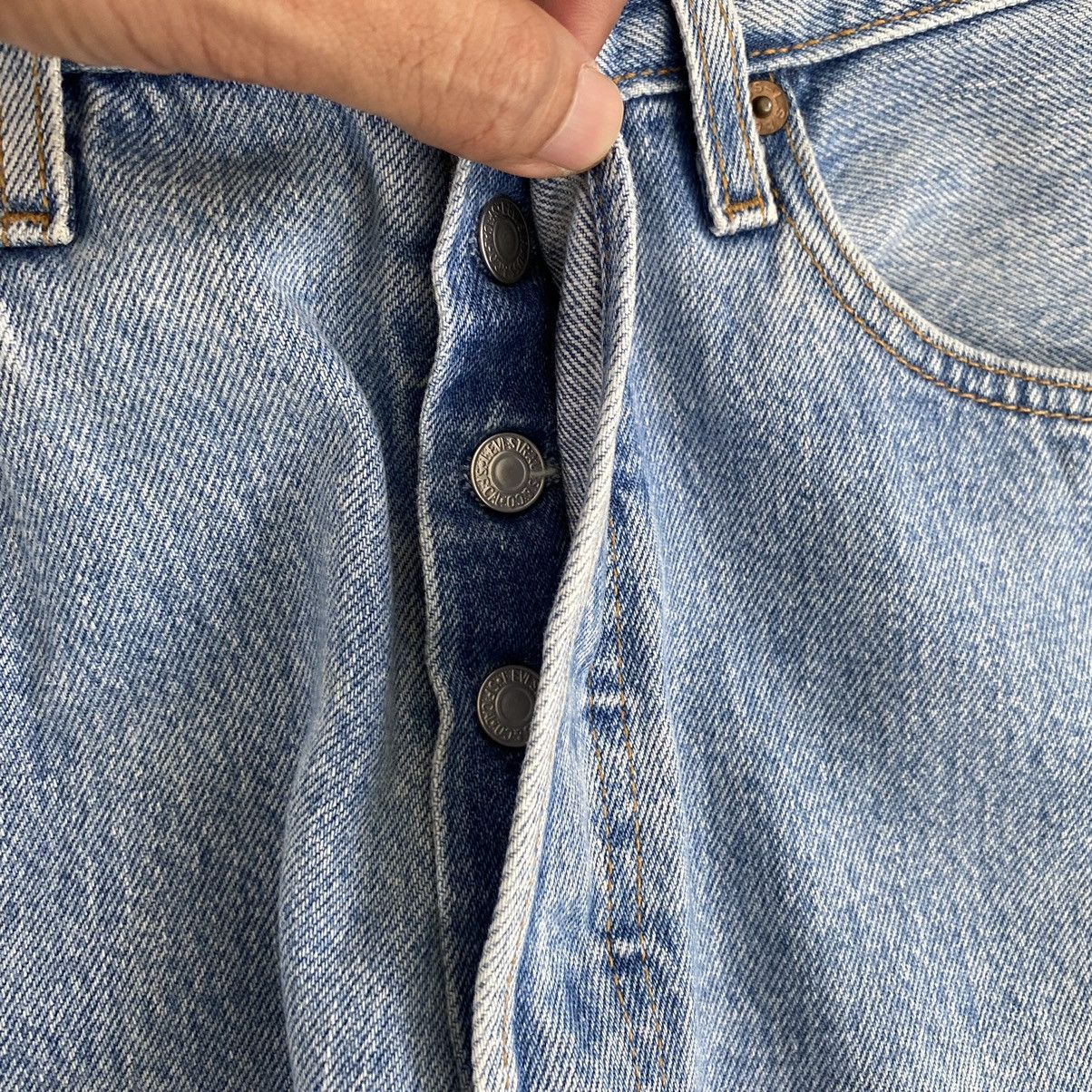 Levi's Size 31x29.5 Vintage 2001 Levis 501 Pale Blue Jeans Size US 31 - 12 Thumbnail