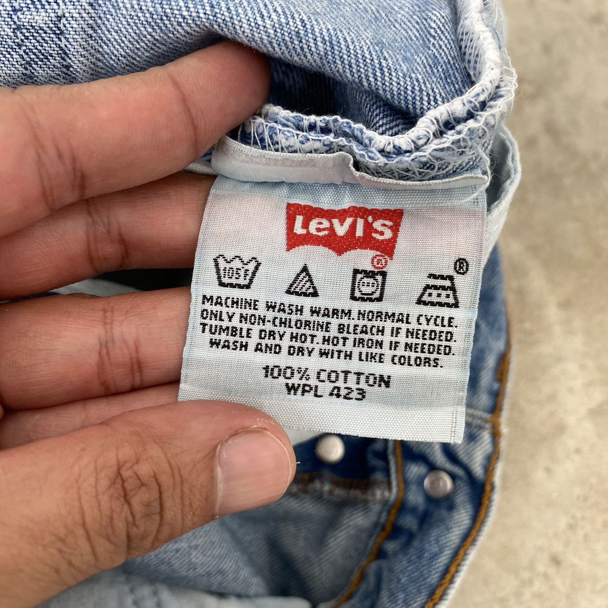 Levi's Size 31x29.5 Vintage 2001 Levis 501 Pale Blue Jeans Size US 31 - 22 Thumbnail