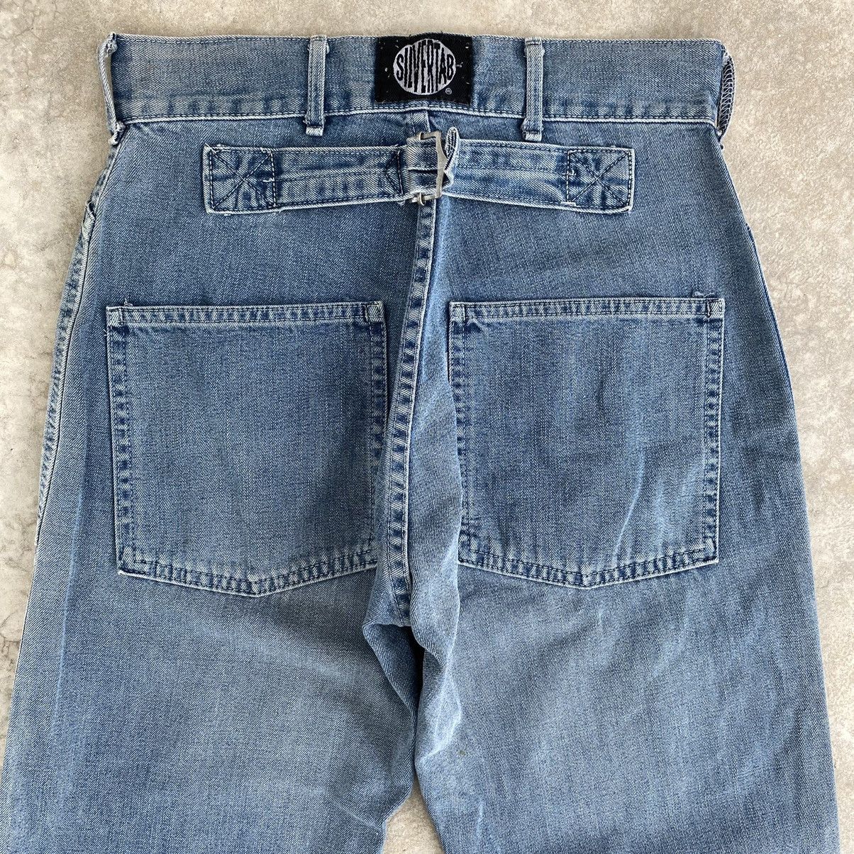 Levi's VTG 1996 Levis Silvertab Cinch Back Loose Jeans Size US 28 / EU 44 - 16 Thumbnail