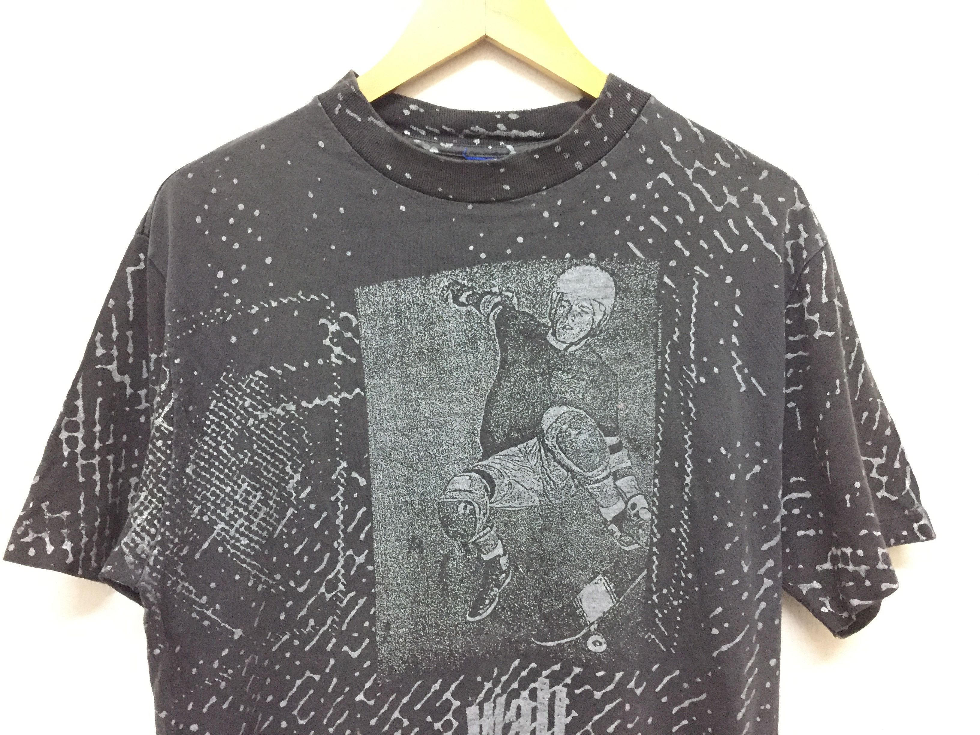 Girl Skateboards × Hook-Ups × Vintage 1989 ICONIC Skate all over print tee Size US M / EU 48-50 / 2 - 3 Thumbnail