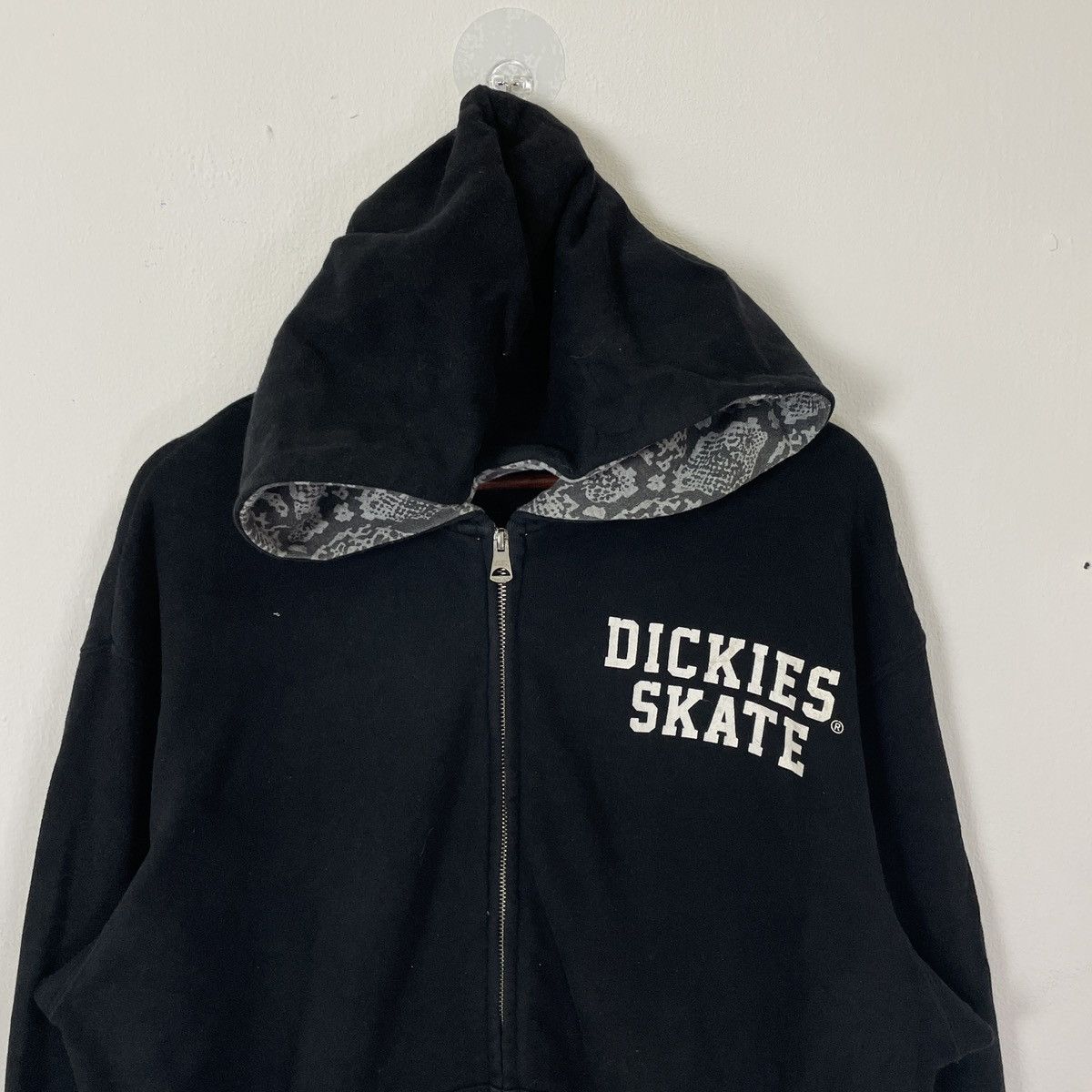 Dickies Vintage Dickies Skate Big Logo Zipper Hoodies Sweatshirt Size US XL / EU 56 / 4 - 11 Thumbnail