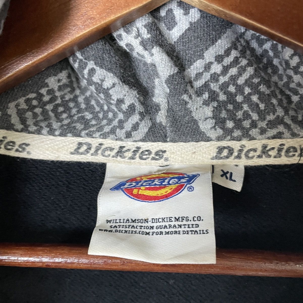 Dickies Vintage Dickies Skate Big Logo Zipper Hoodies Sweatshirt Size US XL / EU 56 / 4 - 5 Thumbnail