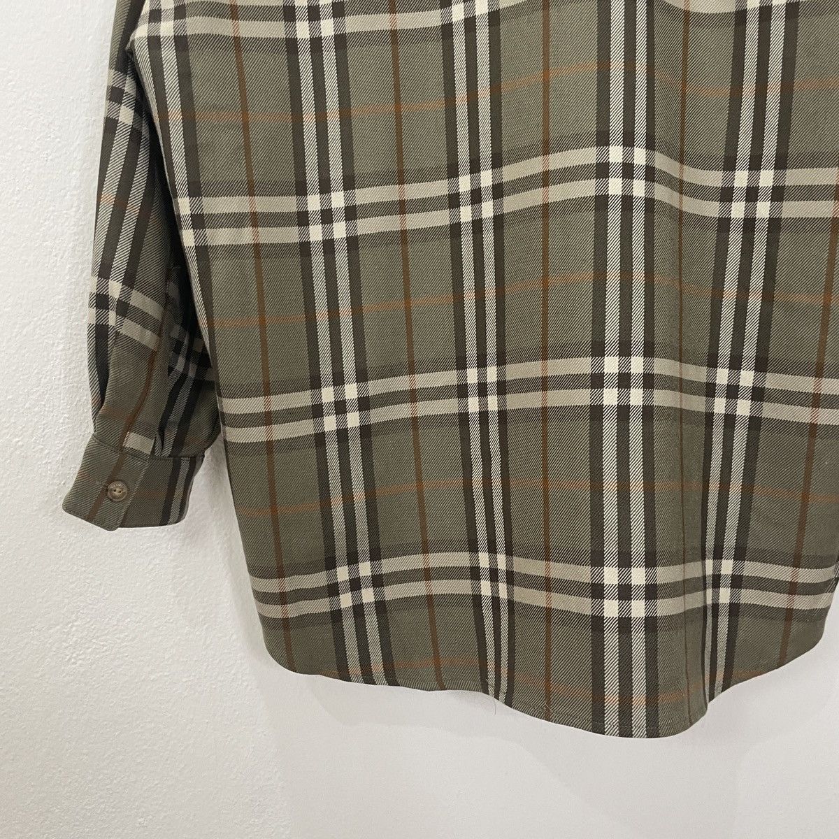 Burberry Vintage 90s Burberry’s Nova Check Button Ups Shirt Size US M / EU 48-50 / 2 - 11 Thumbnail