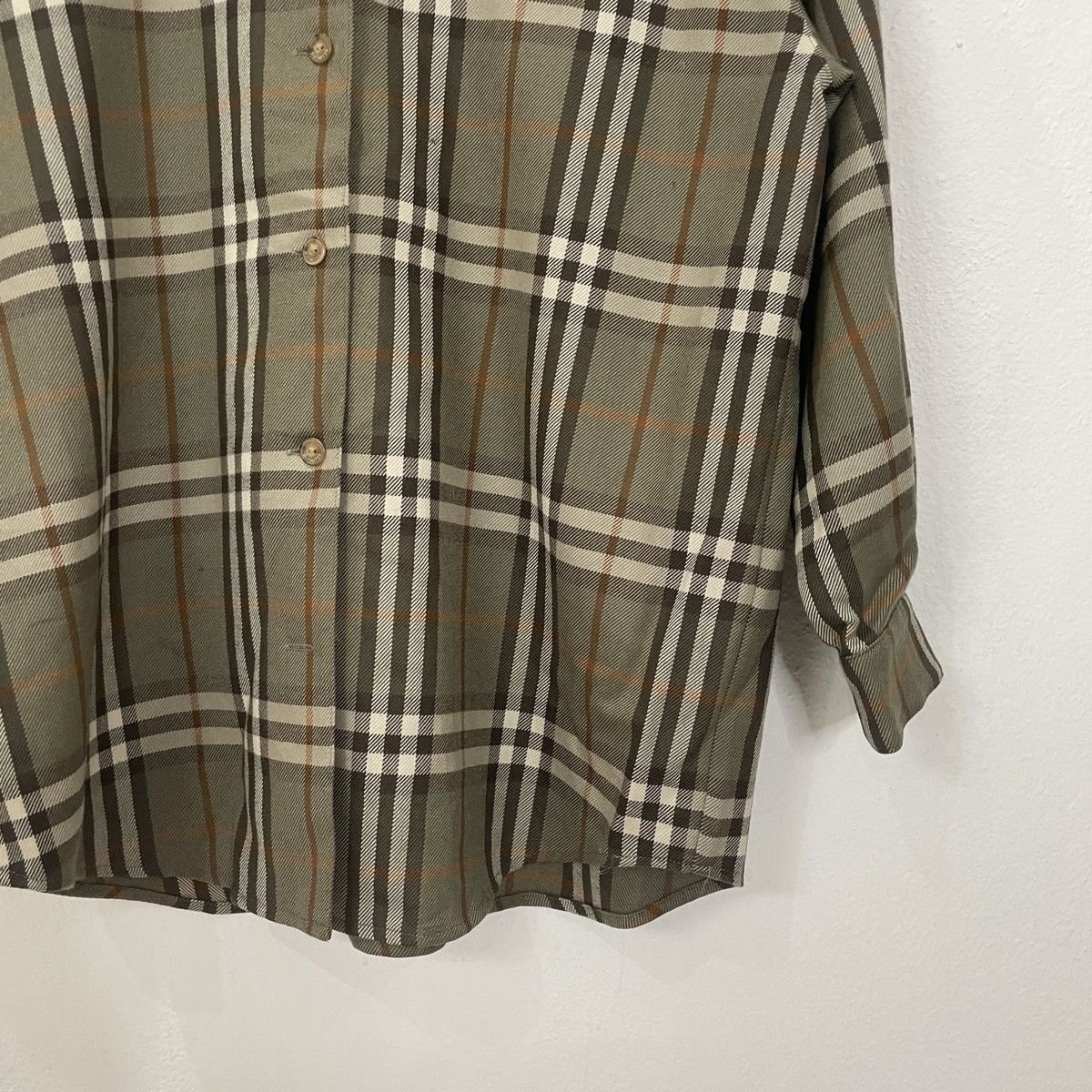 Burberry Vintage 90s Burberry’s Nova Check Button Ups Shirt Size US M / EU 48-50 / 2 - 2 Thumbnail