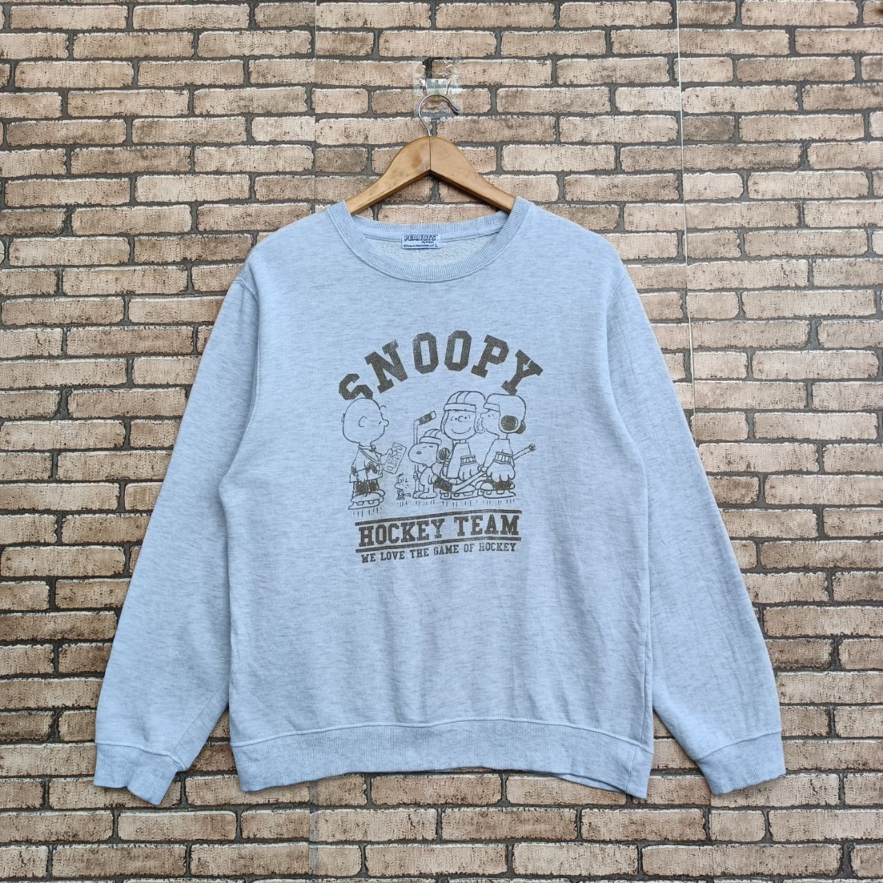 Peanuts × Vintage Vintage Snoopy n Peanuts Gang Hockey Team Big Print Size US L / EU 52-54 / 3 - 1 Thumbnail