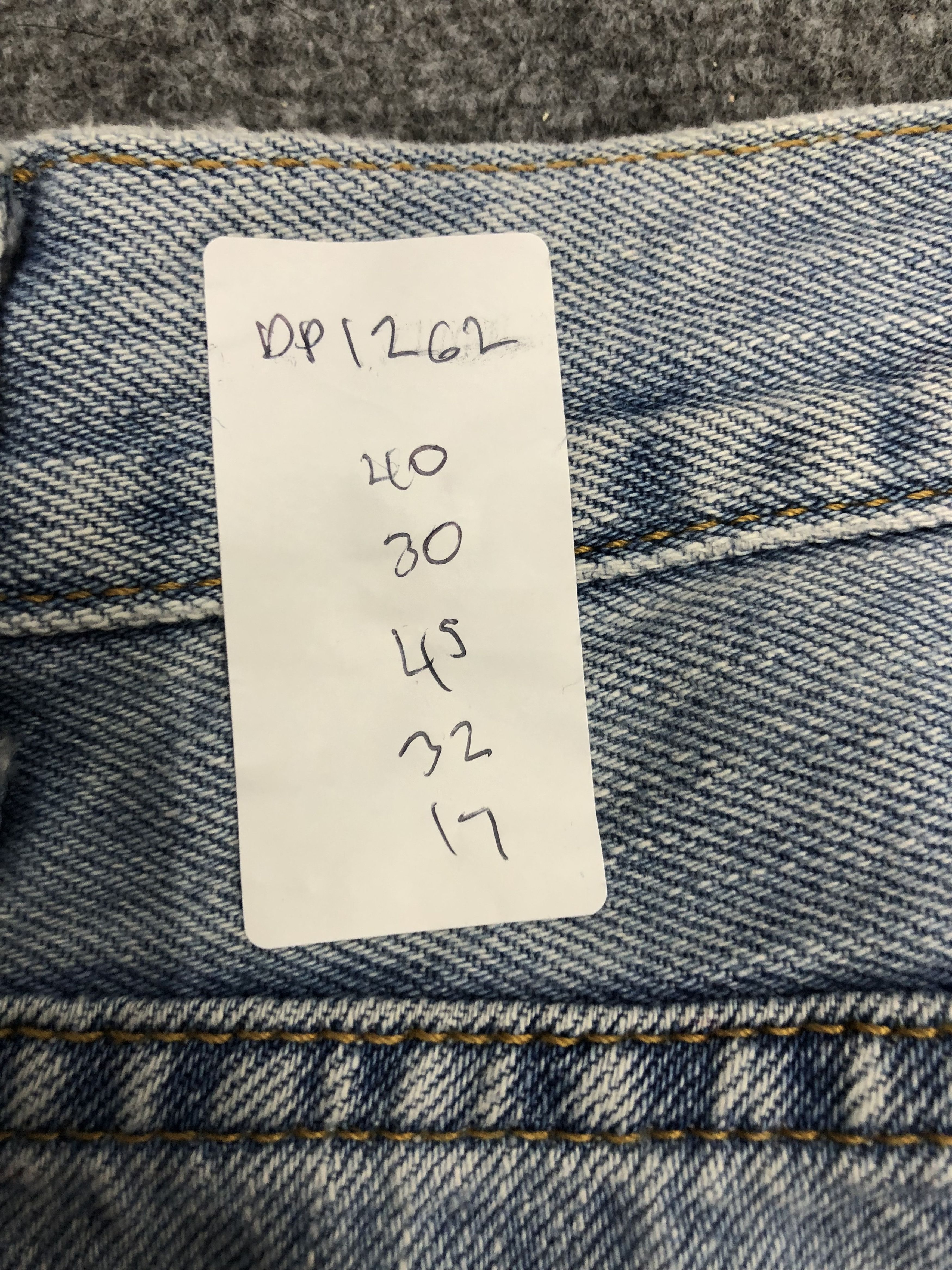 Levi's Vintage Levis 560 Faded Blue Jeans DP1262 Size US 40 / EU 56 - 12 Thumbnail