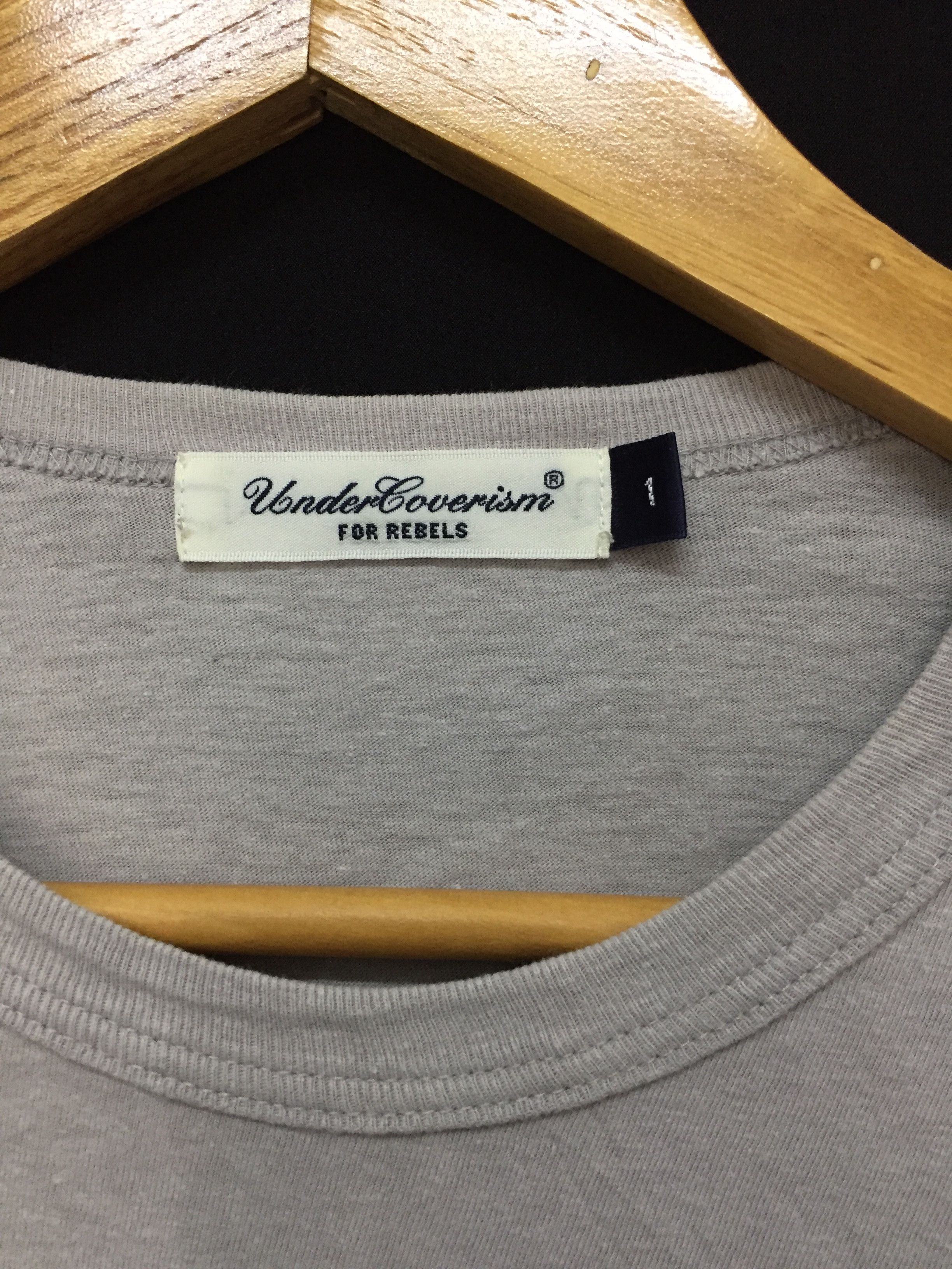 Undercover Undercover target apple tee Size US S / EU 44-46 / 1 - 7 Thumbnail