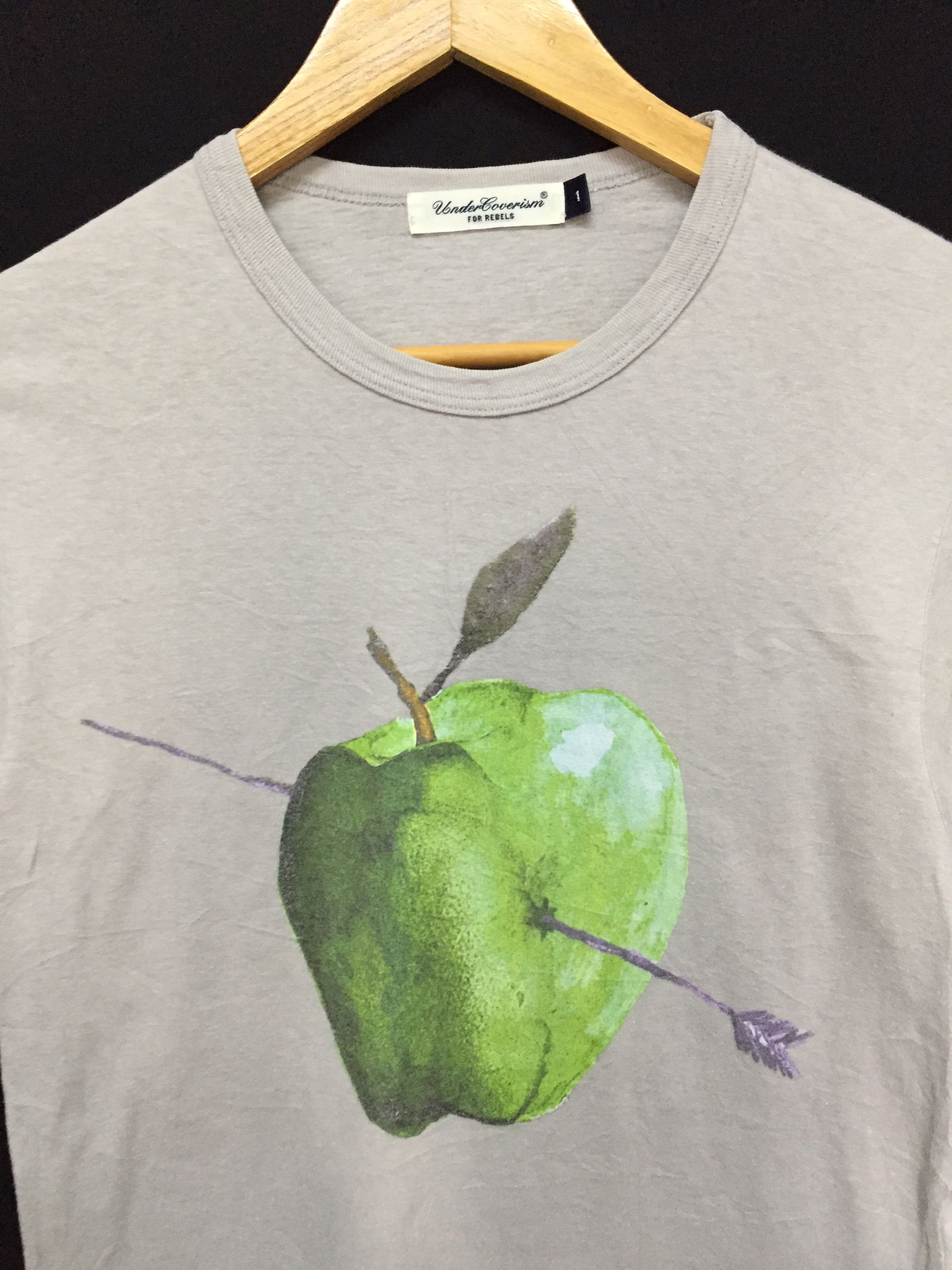 Undercover Undercover target apple tee Size US S / EU 44-46 / 1 - 3 Thumbnail