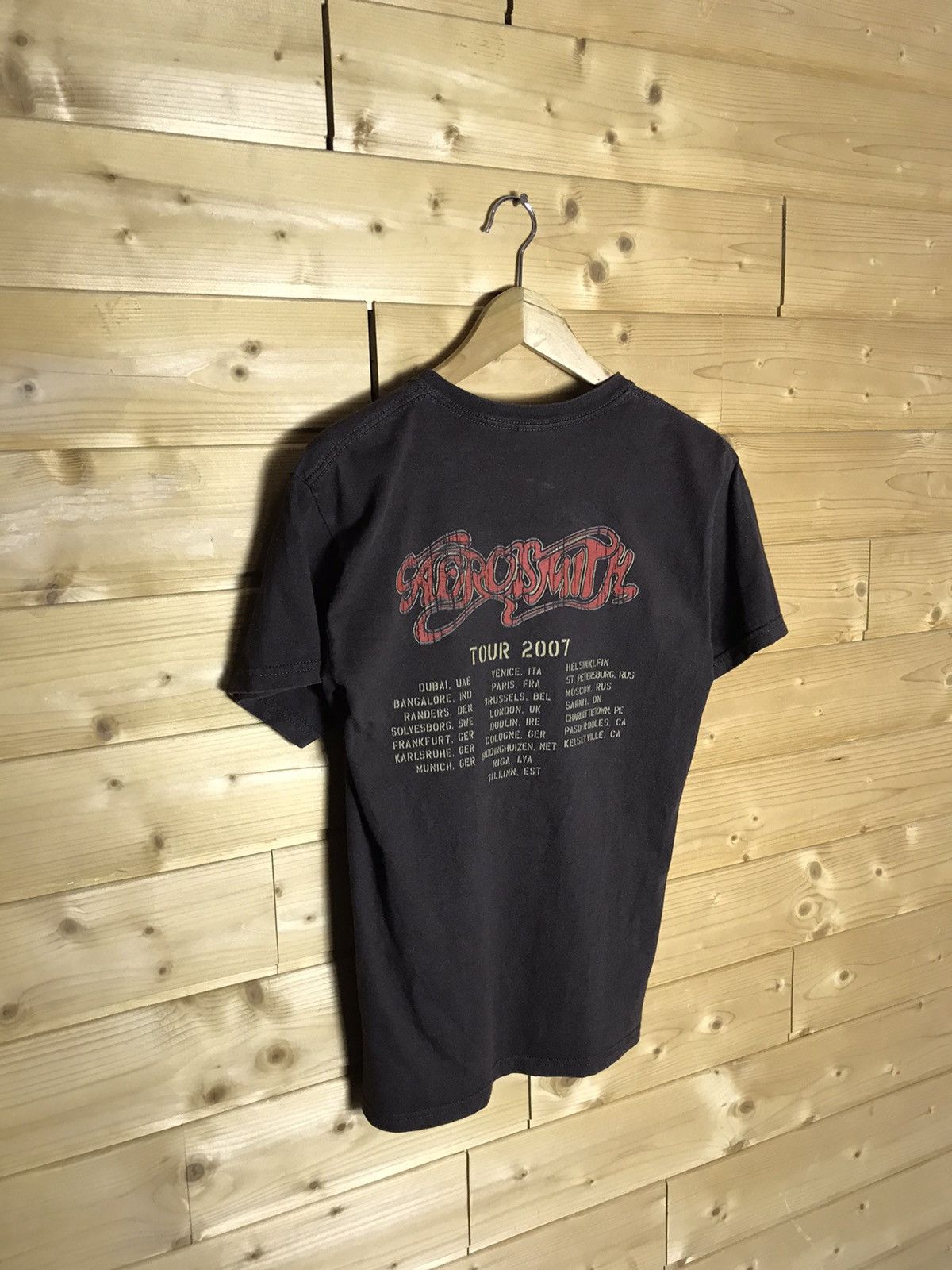 Band Tees Vintage Aerosmith 2007 tour t-shirt Size US S / EU 44-46 / 1 - 8 Thumbnail