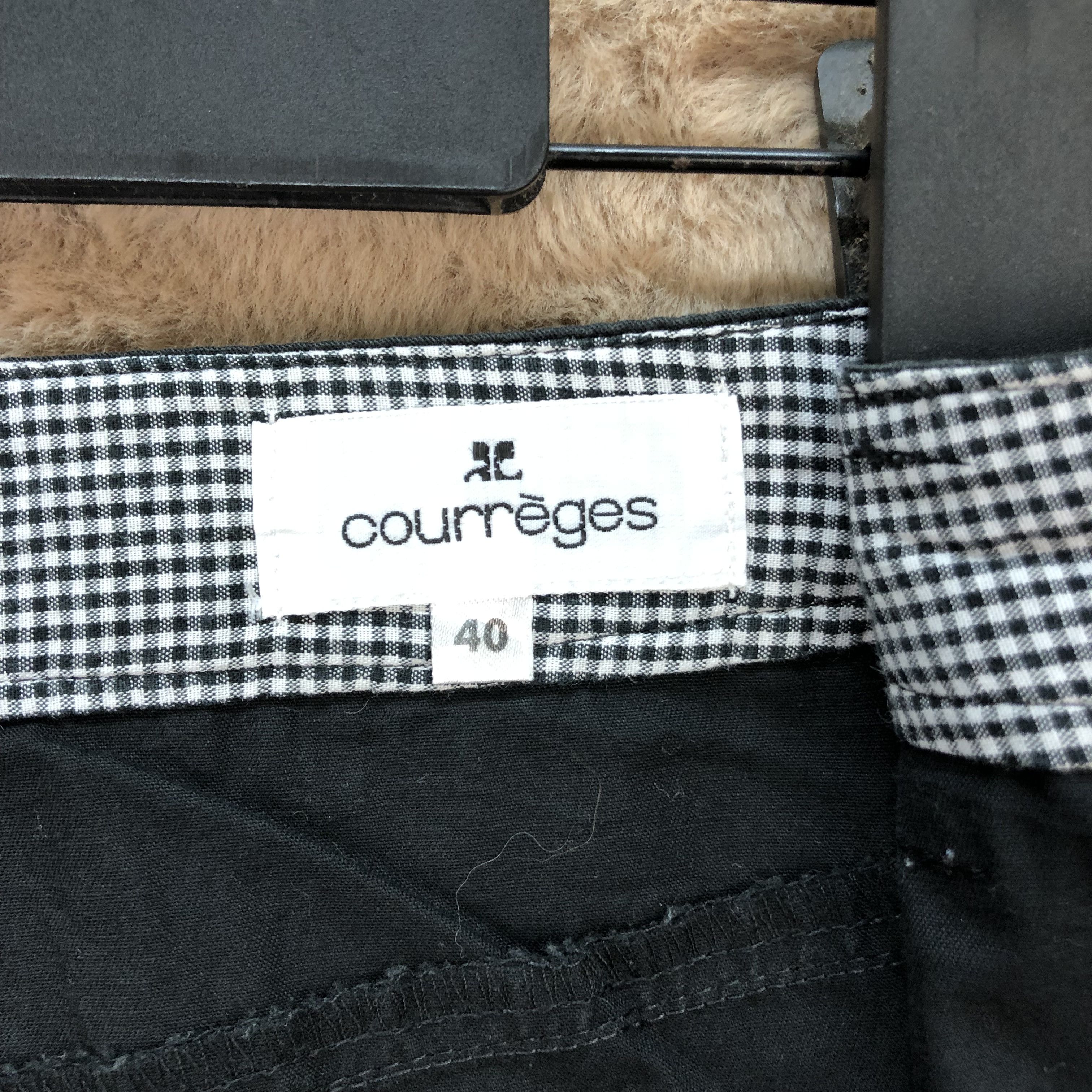 Courreges COURREGES NICE DESIGN MINI SKIRTS #5663-201 Size 30" / US 8 / IT 44 - 7 Thumbnail