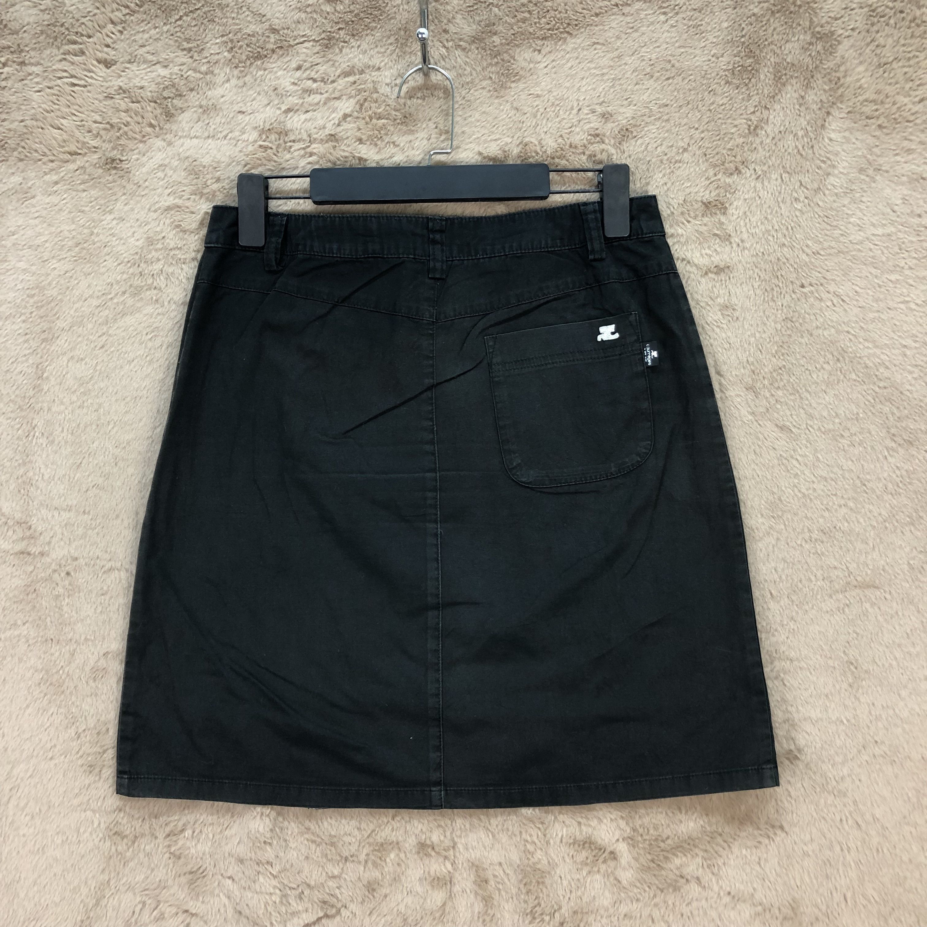Courreges COURREGES NICE DESIGN MINI SKIRTS #5663-201 Size 30" / US 8 / IT 44 - 10 Thumbnail