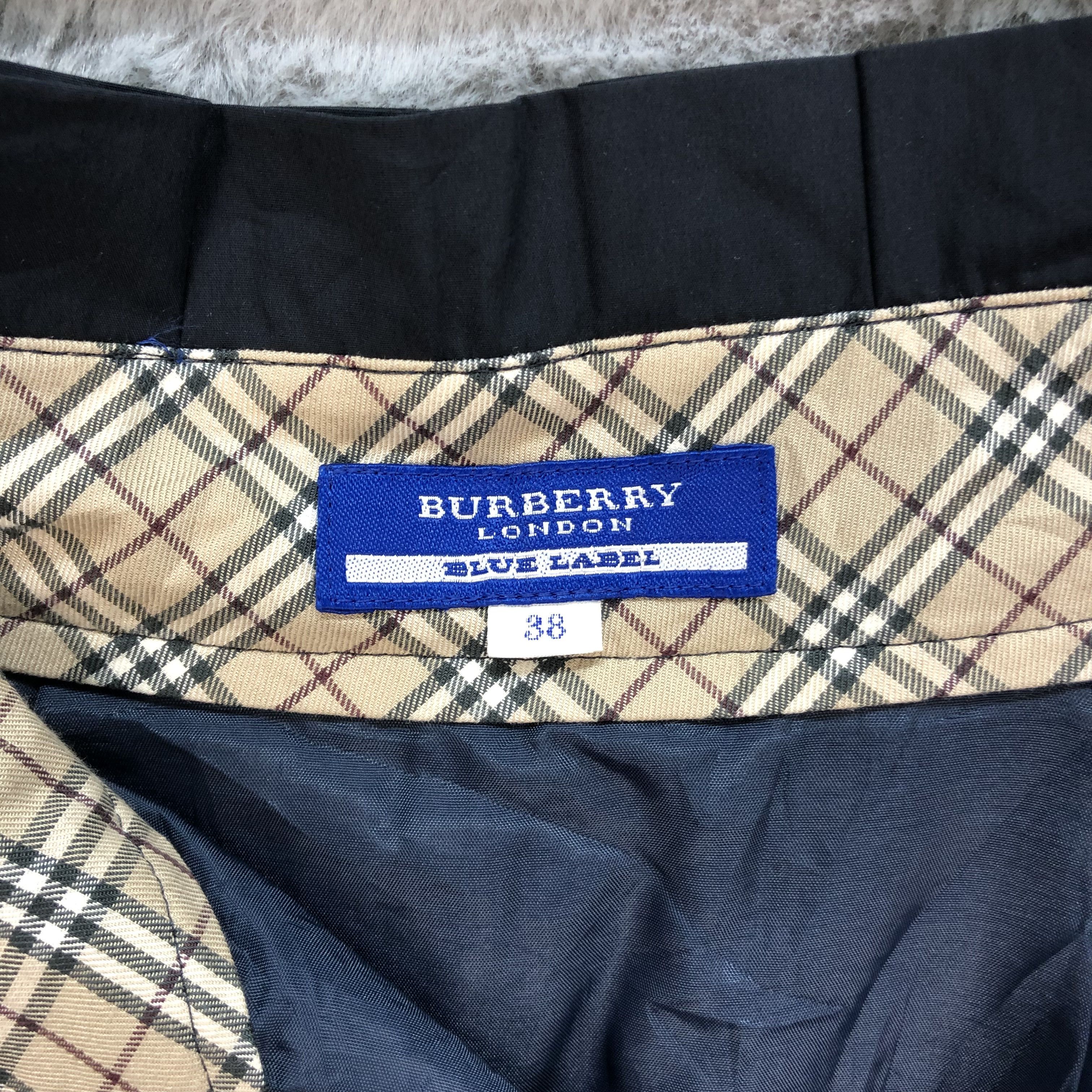 Burberry BURBERRY LONDON BLUE LABEL MINI SKIRTS #6079-216 Size 26" / US 2 / IT 38 - 7 Thumbnail