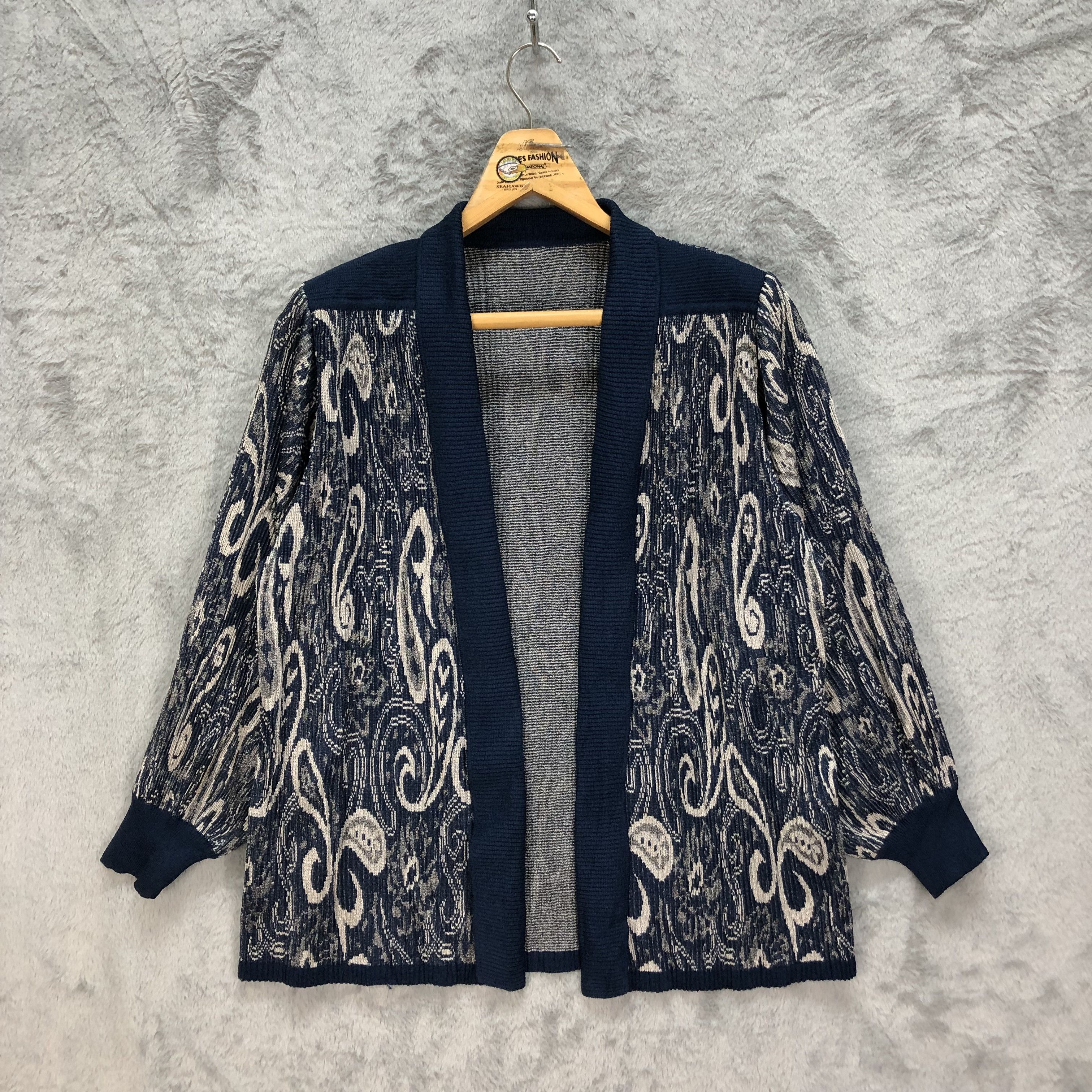 Japanese Brand Vintage Motif Design Fullprint Cardigan #5349-185 Size M / US 6-8 / IT 42-44 - 1 Thumbnail