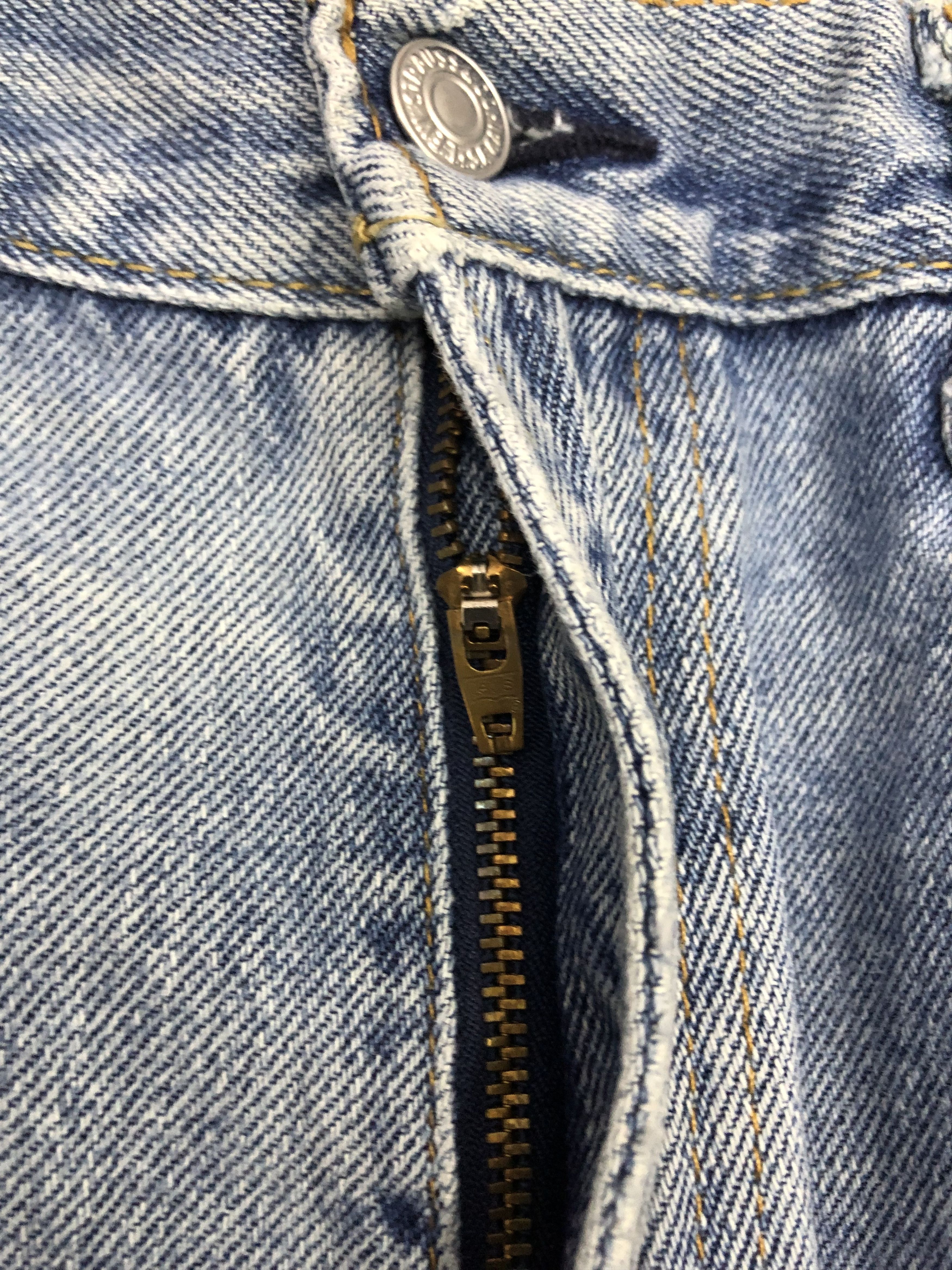 Levi's × Vintage Vintage Levis 550 Faded Blue Baggy Jeans Size US 34 / EU 50 - 10 Thumbnail