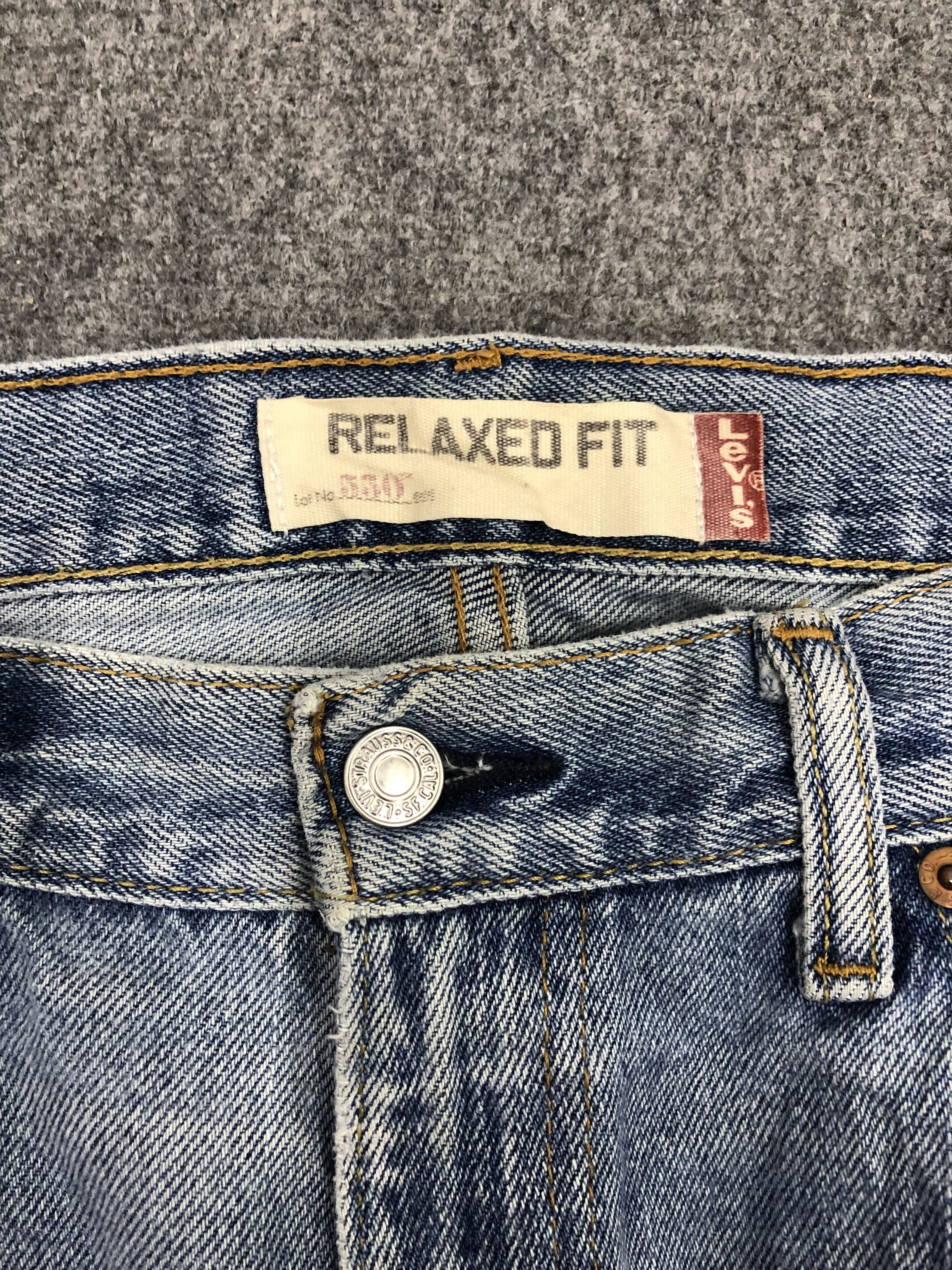 Levi's × Vintage Vintage Levis 550 Faded Blue Baggy Jeans Size US 34 / EU 50 - 7 Thumbnail