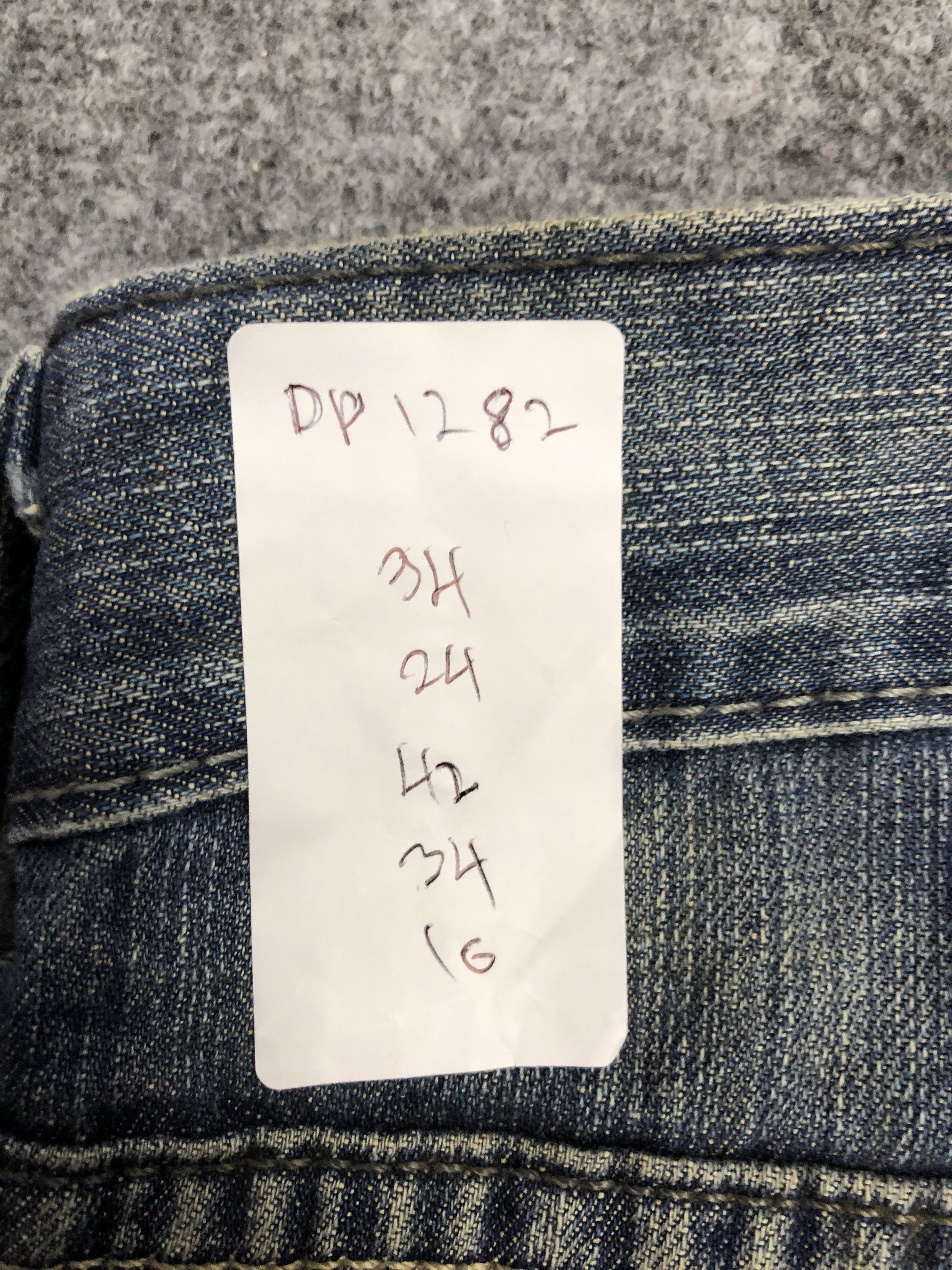 Levi's × Vintage Vintage Levis 514 Faded Blue Jeans Size US 34 / EU 50 - 14 Thumbnail