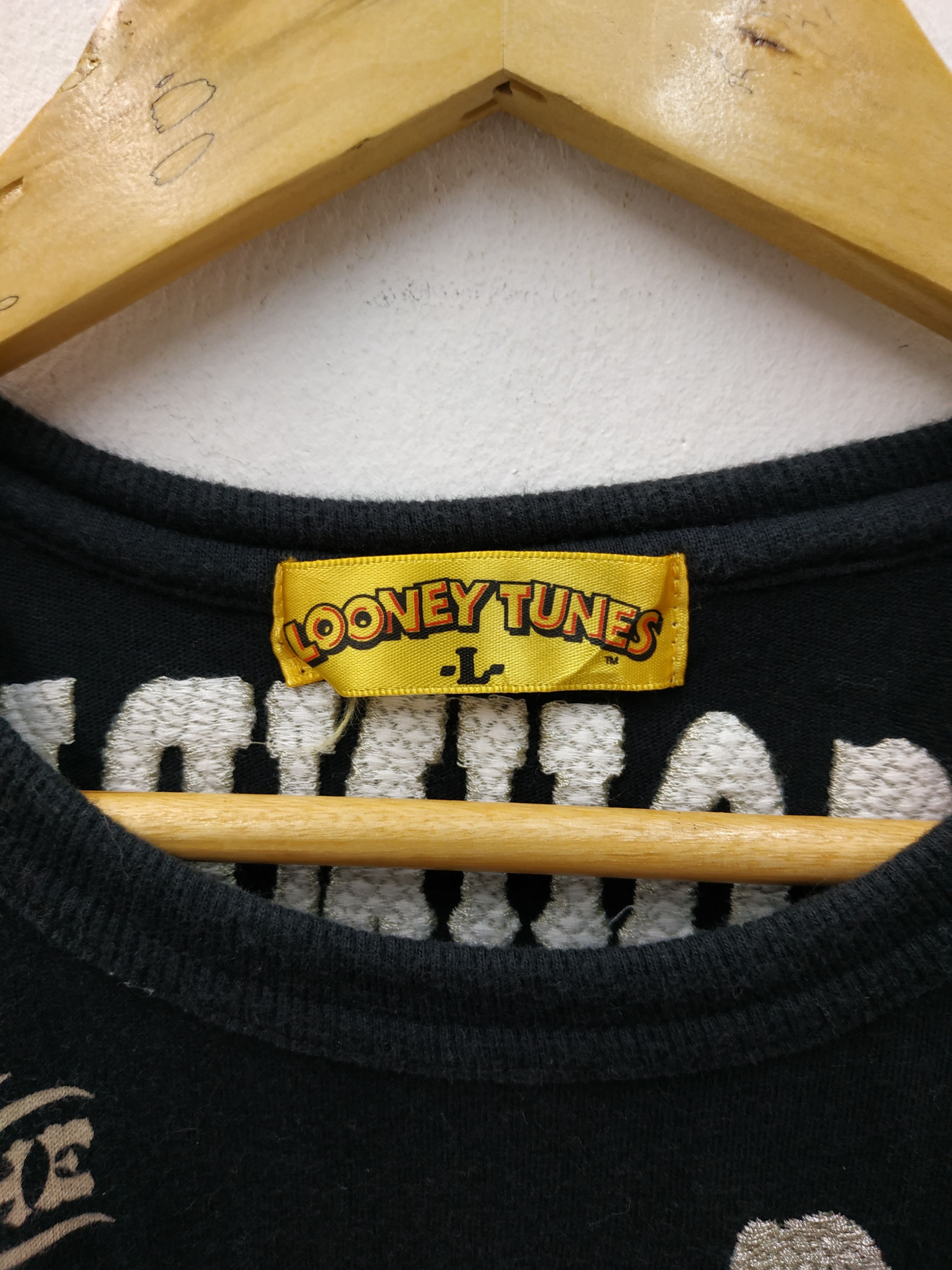 Cartoon Network Looney Tunes Wile E. Cayote Road Runner T-Shirt Size US M / EU 48-50 / 2 - 7 Thumbnail