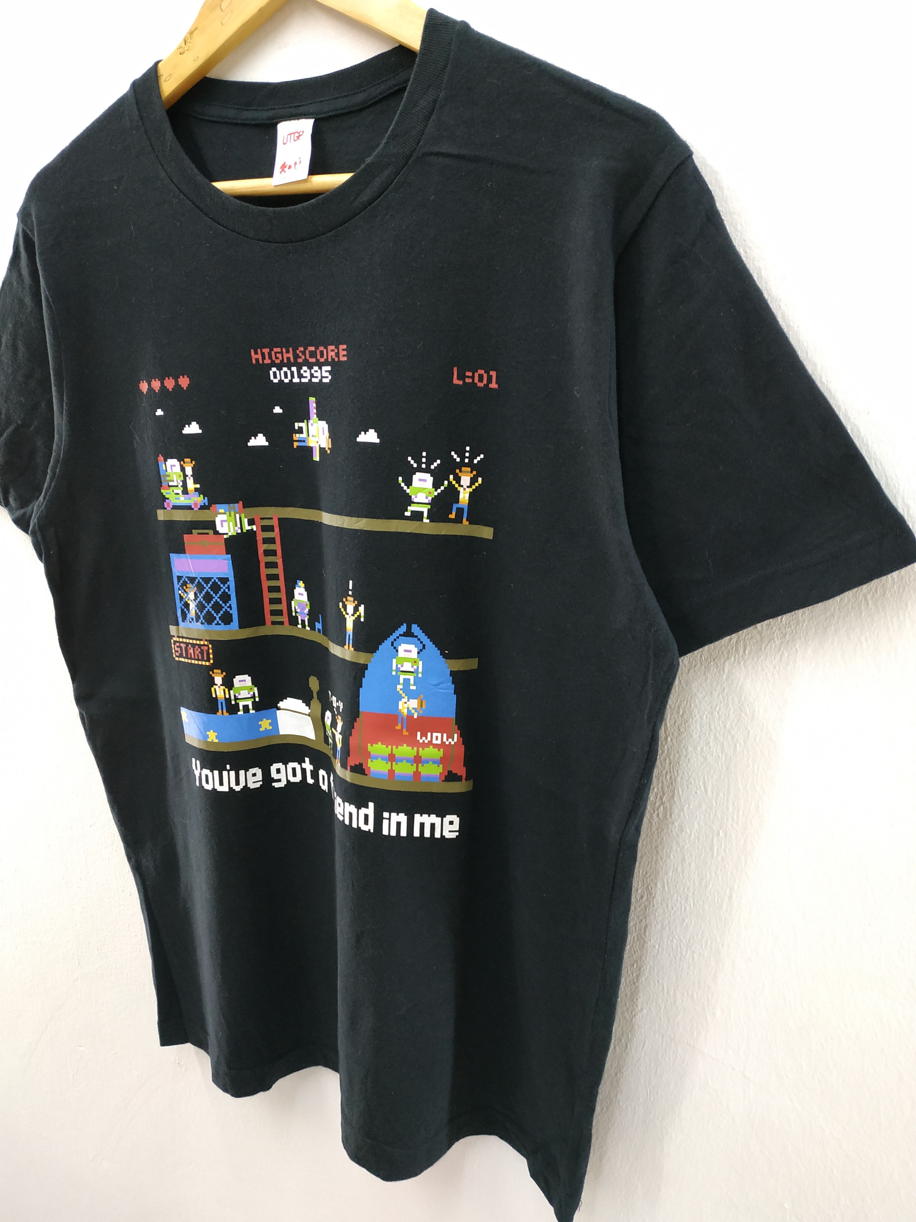 Disney × Japanese Brand × Uniqlo Uniqlo X Disney Pixar Toys Story Parody Donkey Kong T-Shirt Size US L / EU 52-54 / 3 - 2 Thumbnail