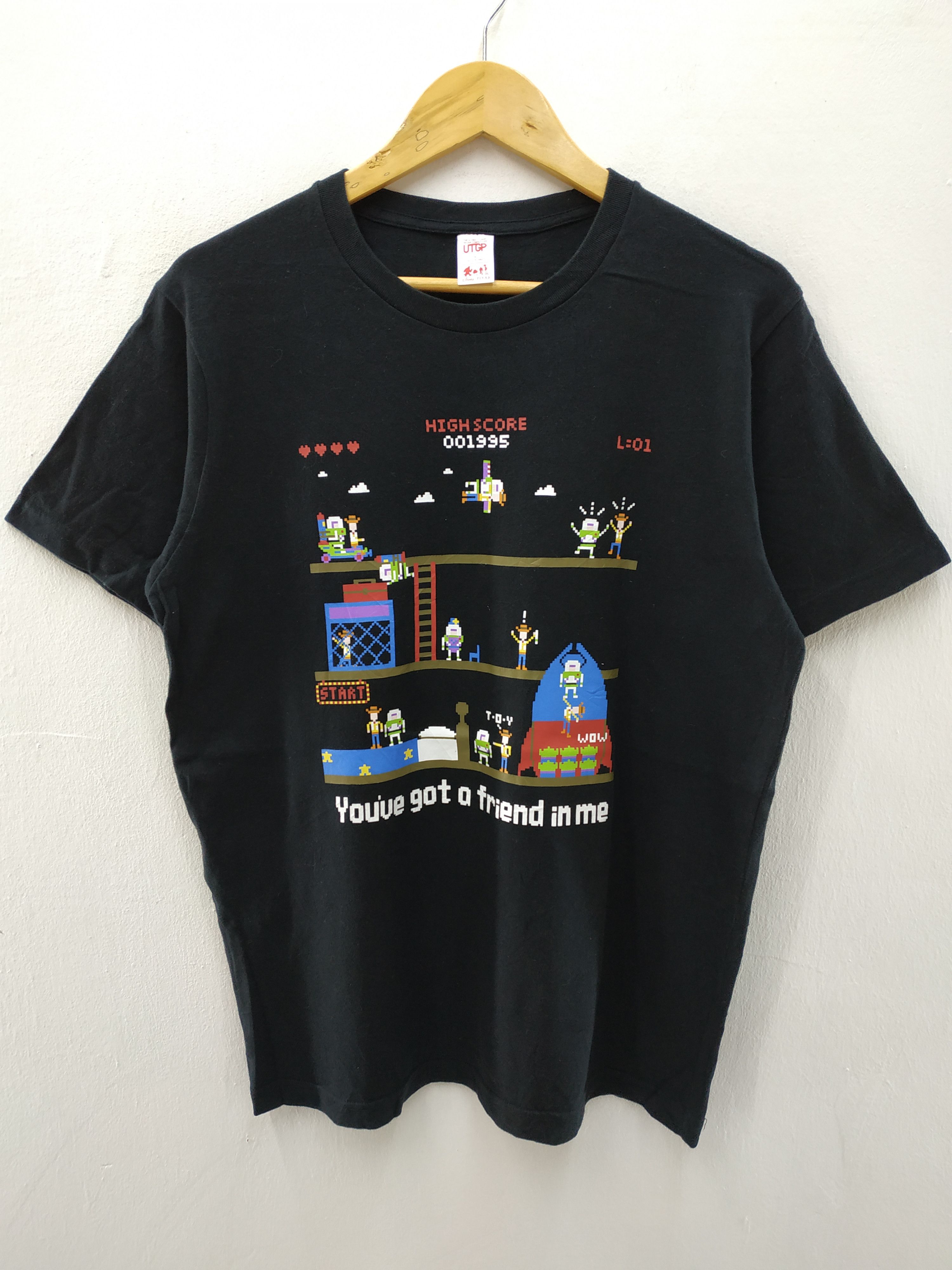Disney × Japanese Brand × Uniqlo Uniqlo X Disney Pixar Toys Story Parody Donkey Kong T-Shirt Size US L / EU 52-54 / 3 - 1 Thumbnail