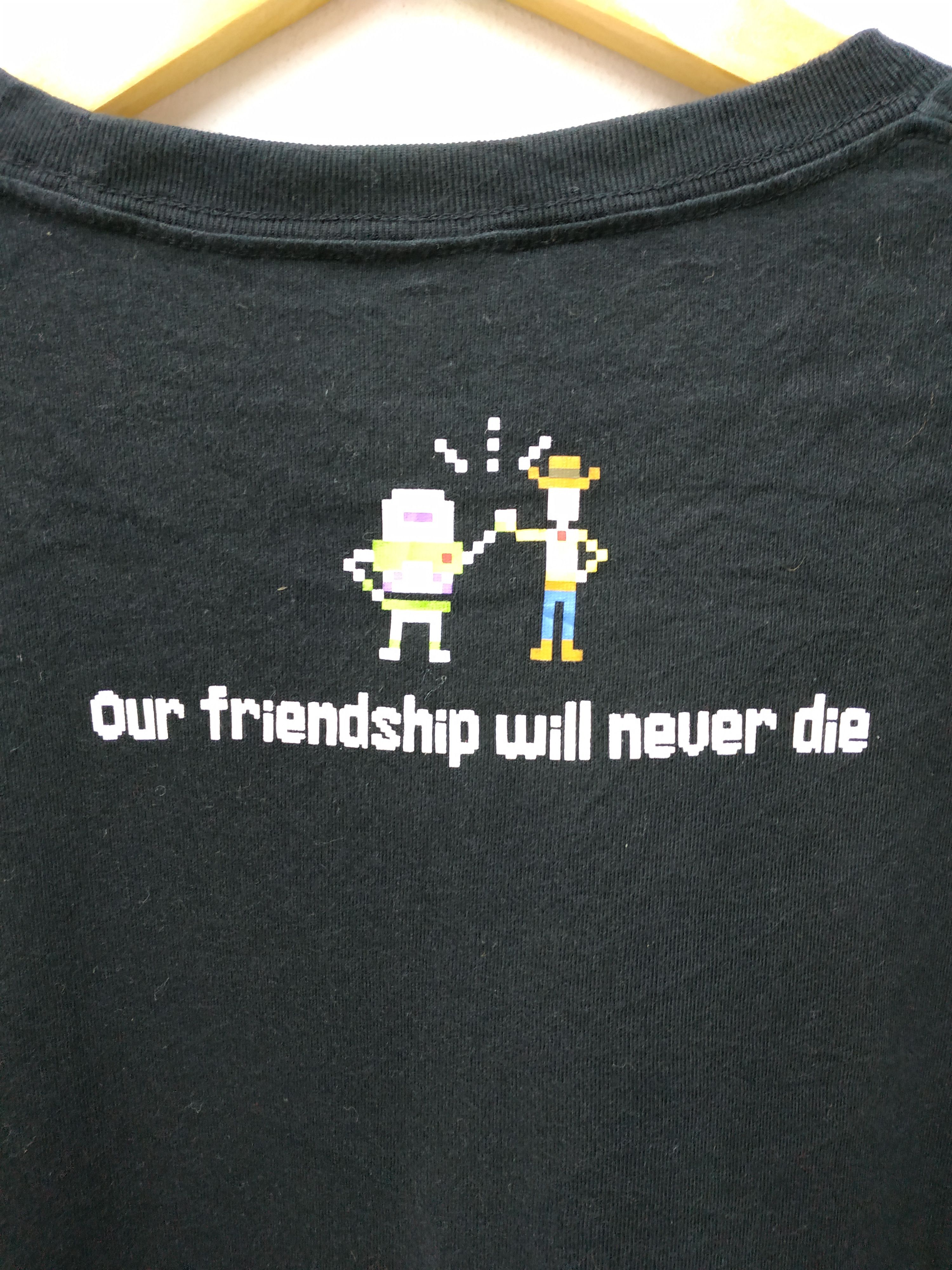 Disney × Japanese Brand × Uniqlo Uniqlo X Disney Pixar Toys Story Parody Donkey Kong T-Shirt Size US L / EU 52-54 / 3 - 5 Thumbnail