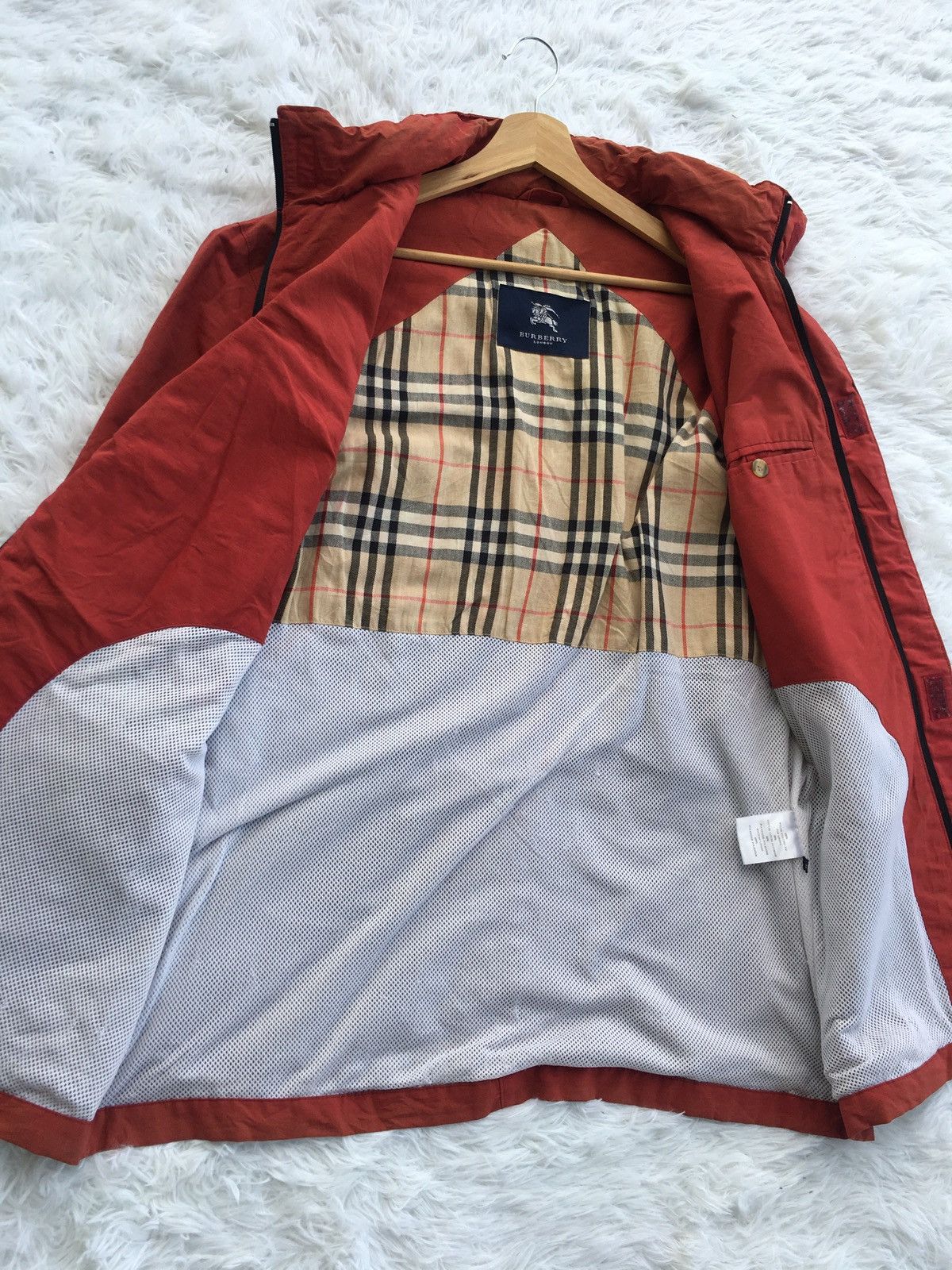Burberry Rare Vintage Burberry Winter Jacket Size US XL / EU 56 / 4 - 10 Thumbnail
