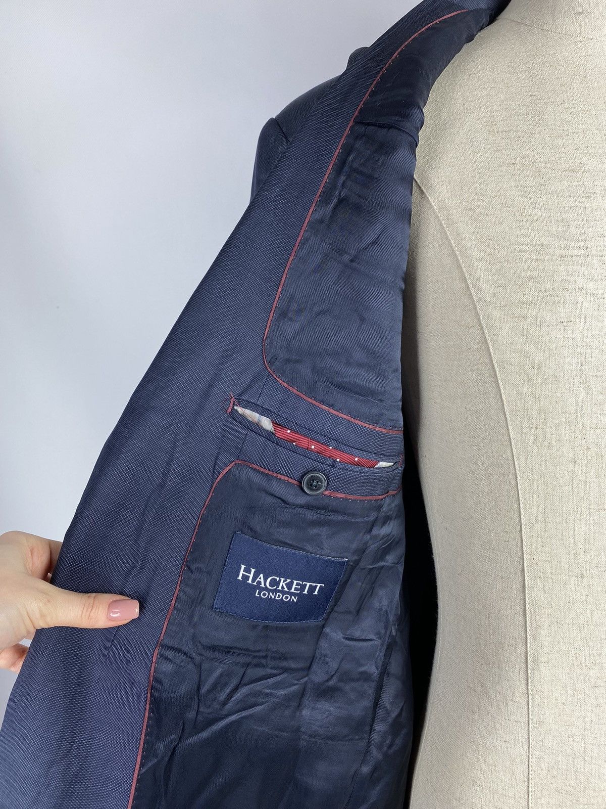 Hackett Hackett London men’s Pinpoint texture wool blazer jacket Size 44L - 12 Thumbnail