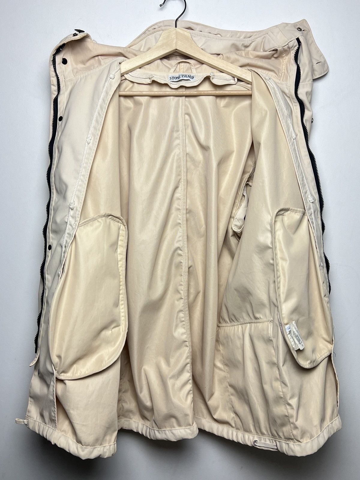 Stone Island stone island nylon jacket archive vintage Size US L / EU 52-54 / 3 - 20 Thumbnail