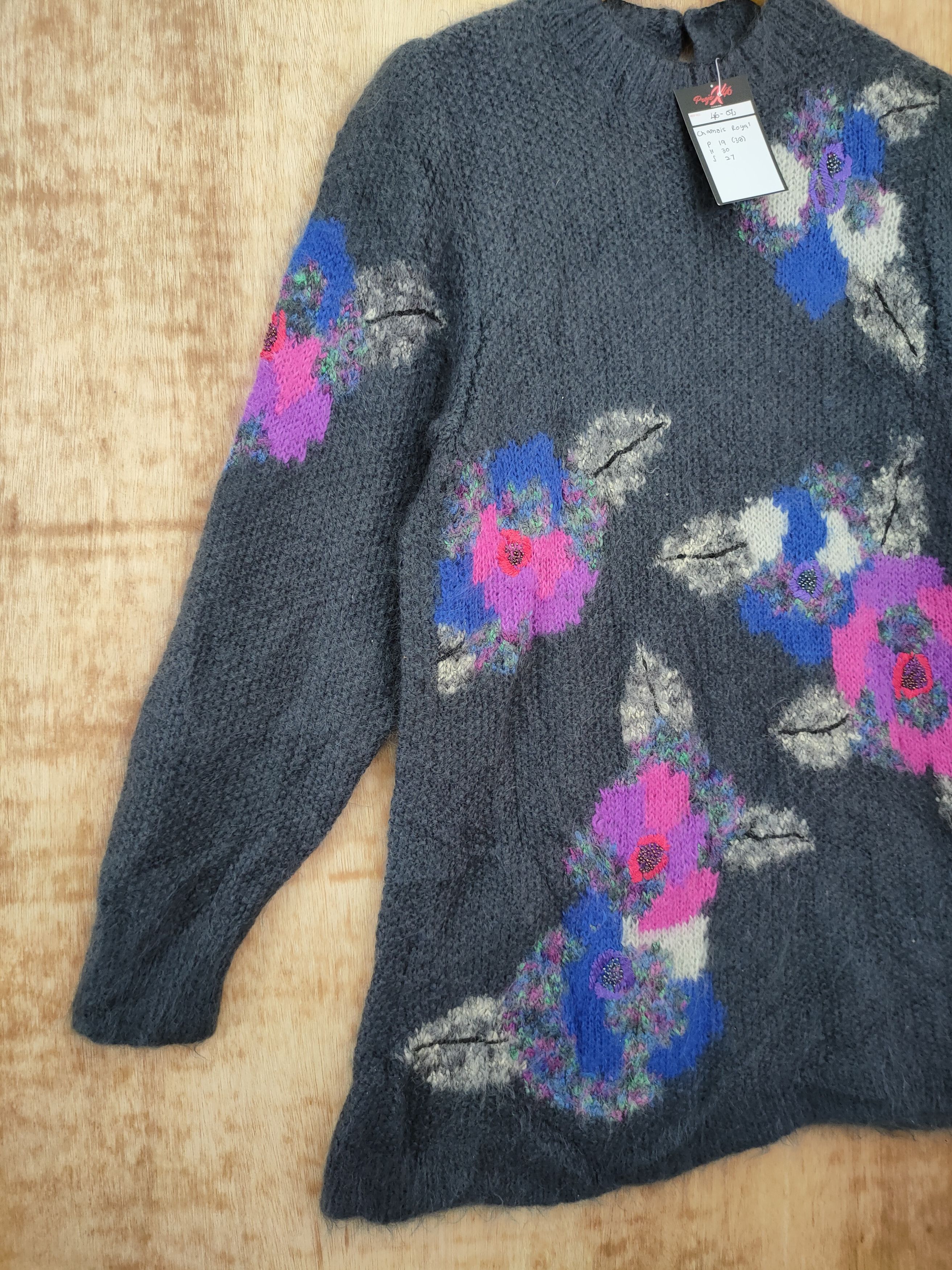 Vintage Chamois Royal mohair knitwear art flower vintage #46-072 Size M / US 6-8 / IT 42-44 - 2 Thumbnail