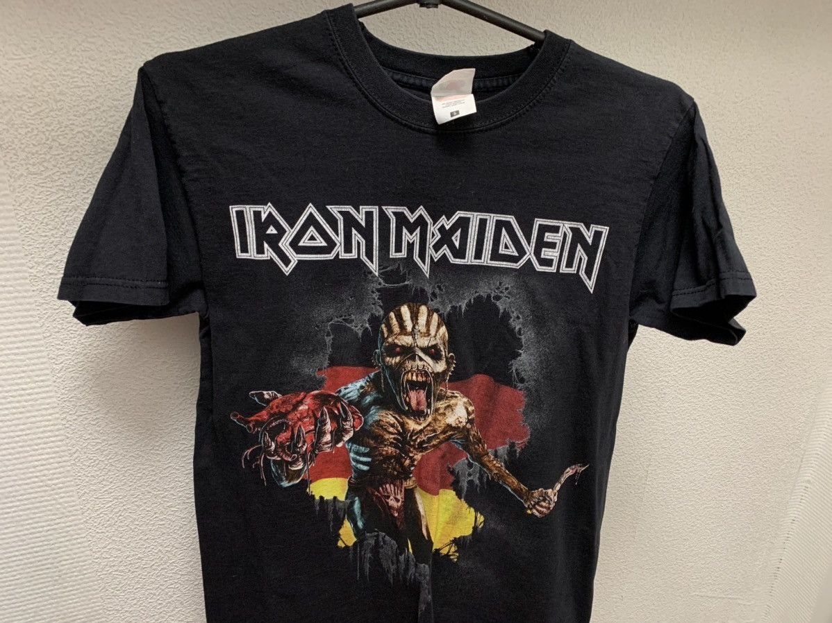 Band Tees Iron Maiden vintage rock band tee tour t-shirt S sz Size US S / EU 44-46 / 1 - 3 Thumbnail