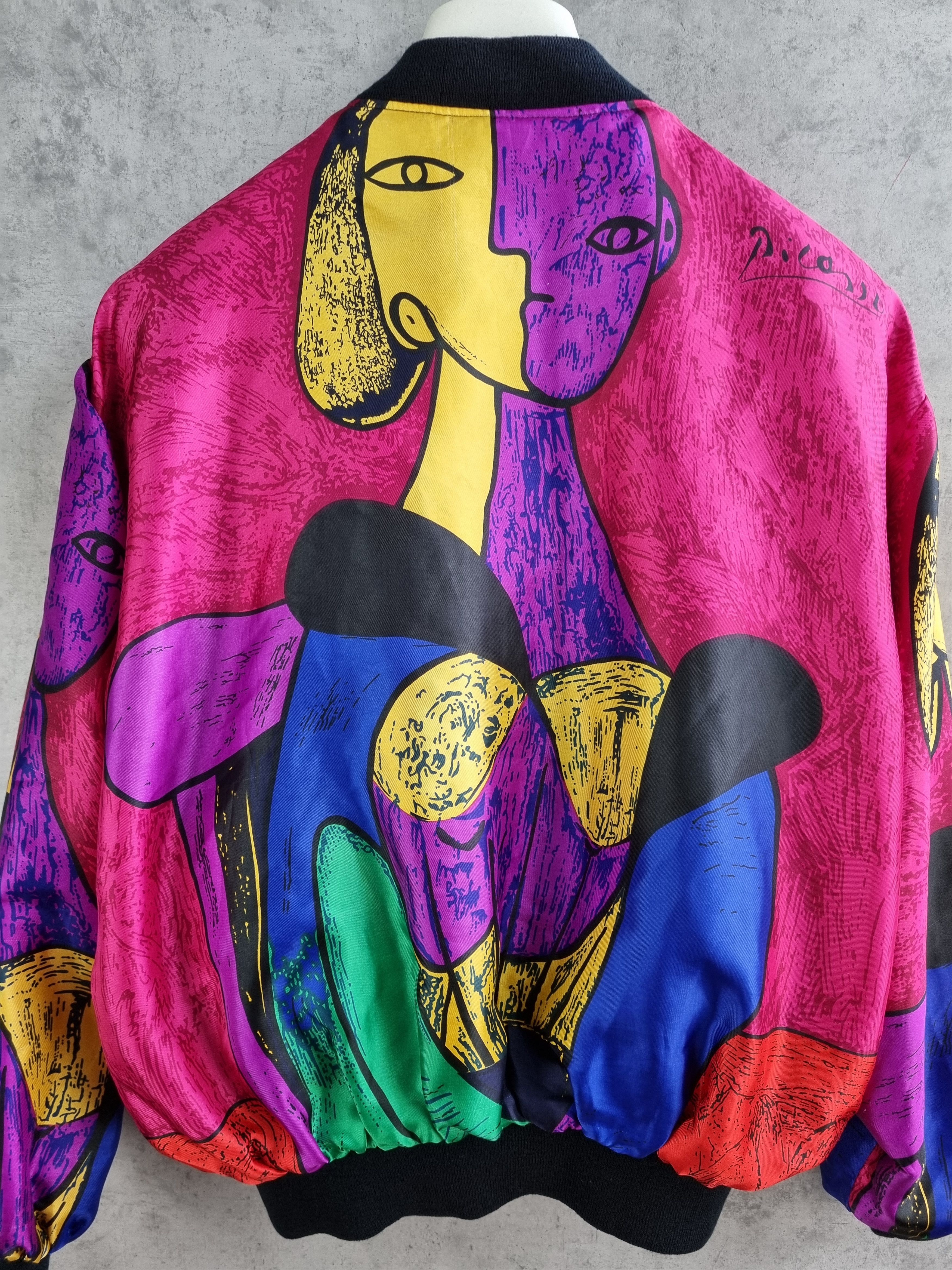 Vintage 90s Picasso Abstract Print, shiny fabrics looks like Silk Size M / US 6-8 / IT 42-44 - 4 Thumbnail