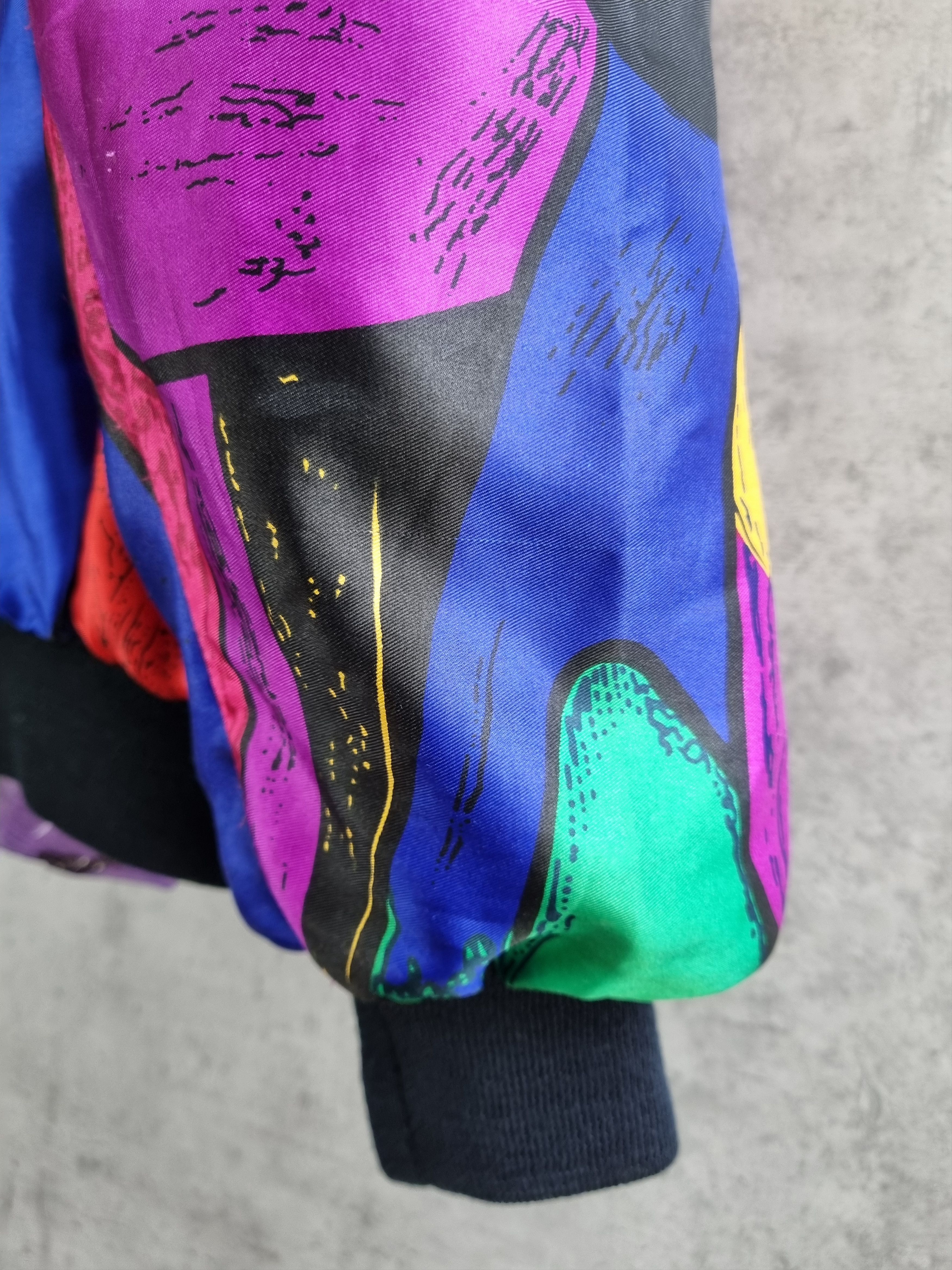 Vintage 90s Picasso Abstract Print, shiny fabrics looks like Silk Size M / US 6-8 / IT 42-44 - 16 Thumbnail
