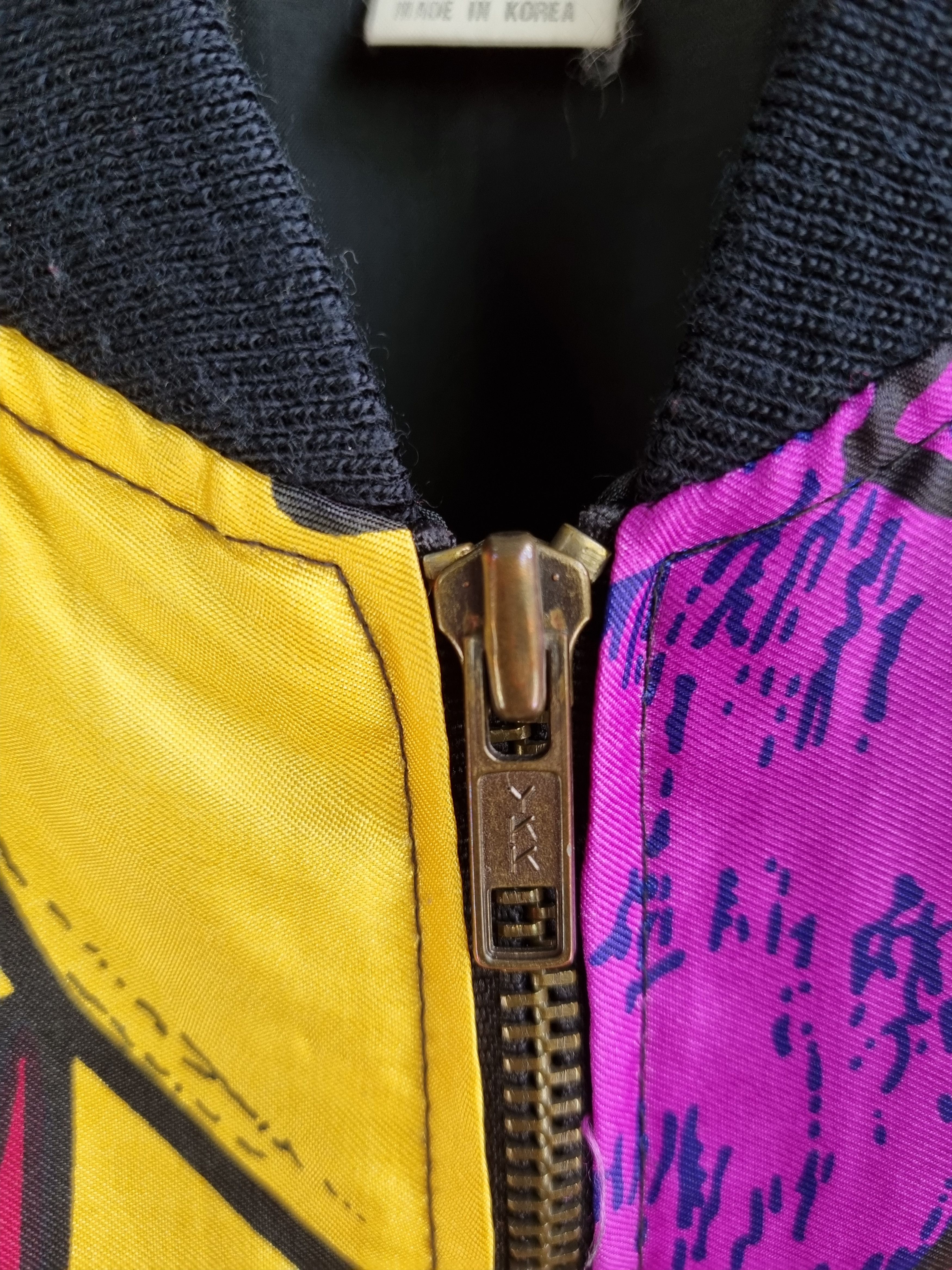 Vintage 90s Picasso Abstract Print, shiny fabrics looks like Silk Size M / US 6-8 / IT 42-44 - 13 Thumbnail