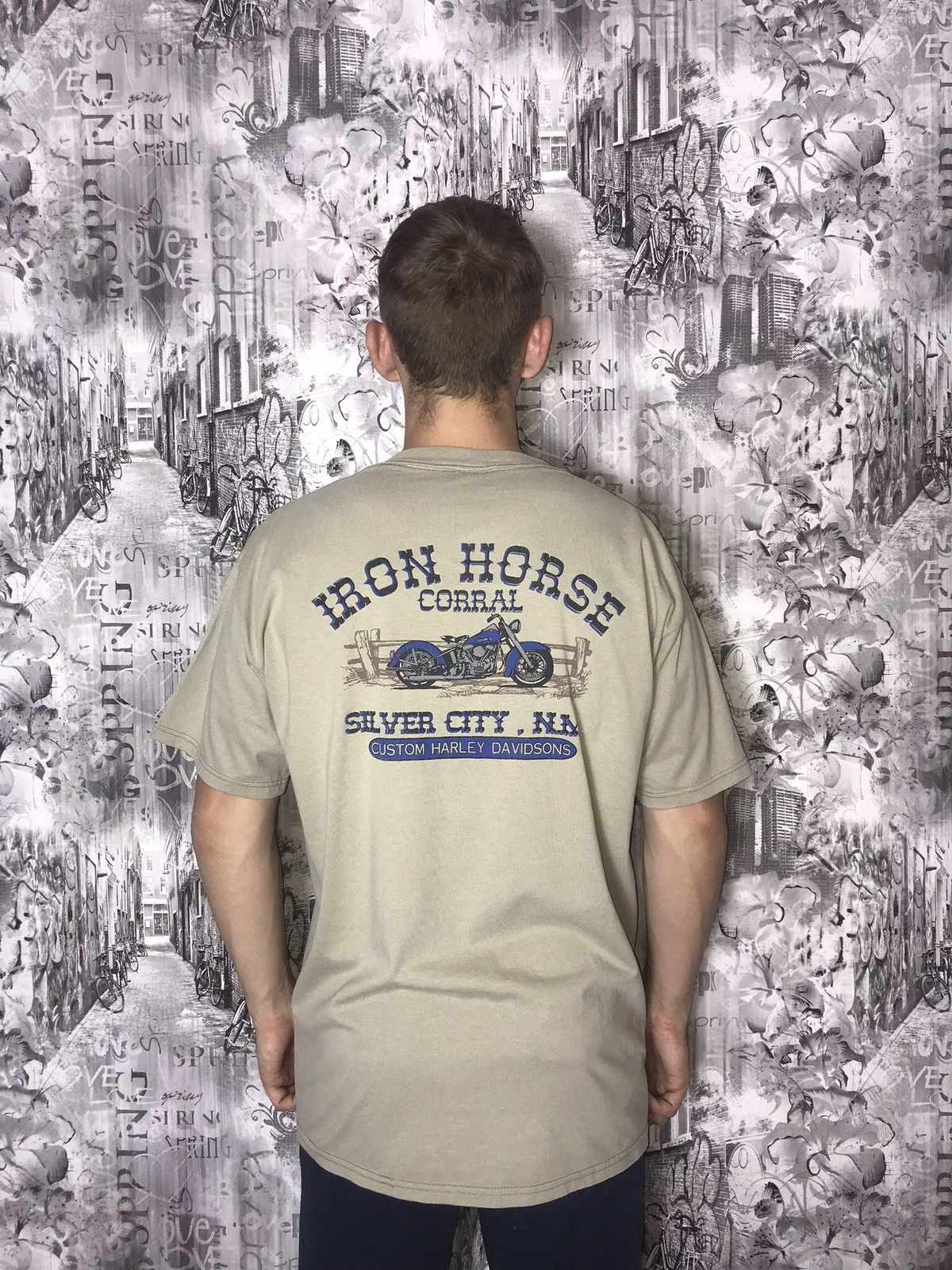 Vintage Vintage Harley Davidson Iron Horse t-shirt Size US XL / EU 56 / 4 - 1 Thumbnail
